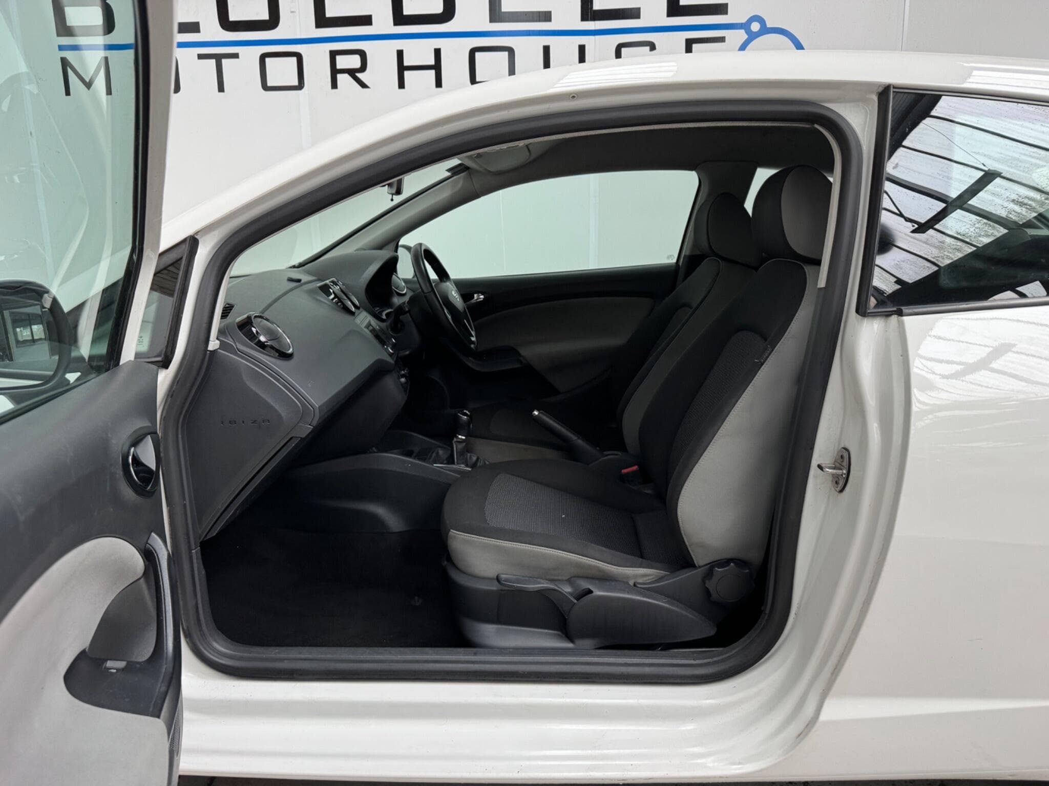 2016 SEAT Ibiza - Thumbnail 10