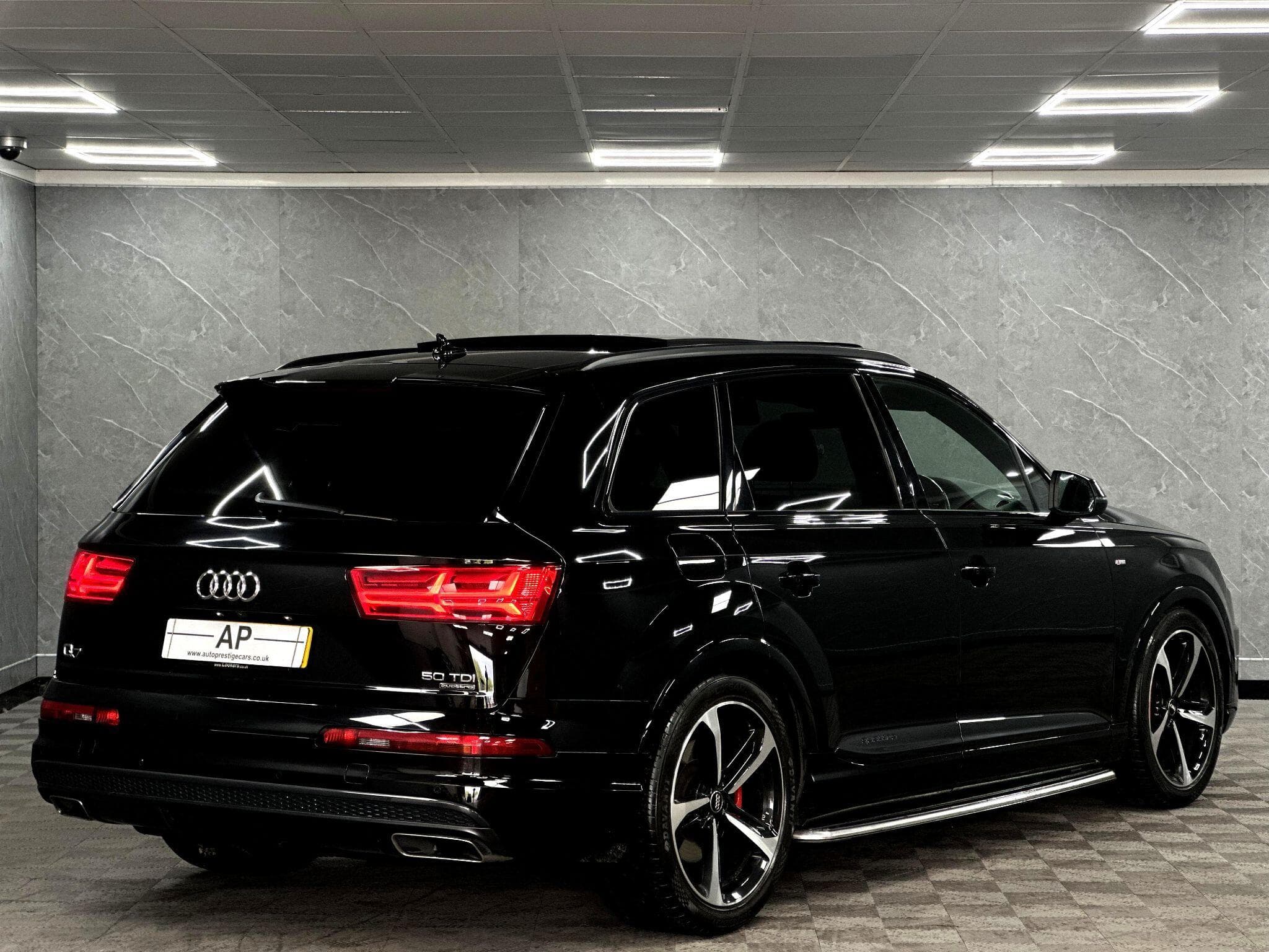 2019 Audi Q7 - Thumbnail 15