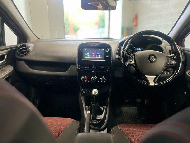 2016 Renault Clio - Thumbnail 44