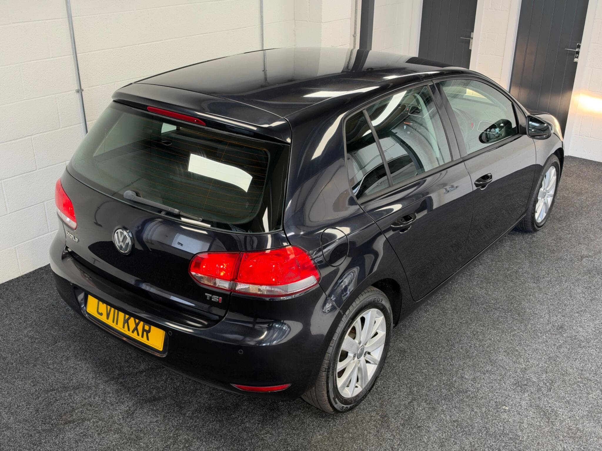 2011 Volkswagen Golf - Thumbnail 11