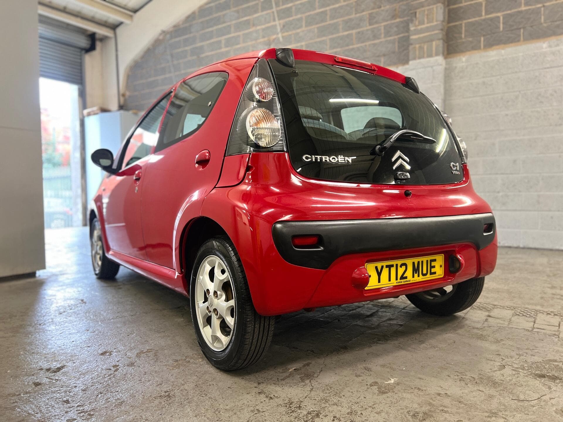 2012 Citroen C1 - Thumbnail 13