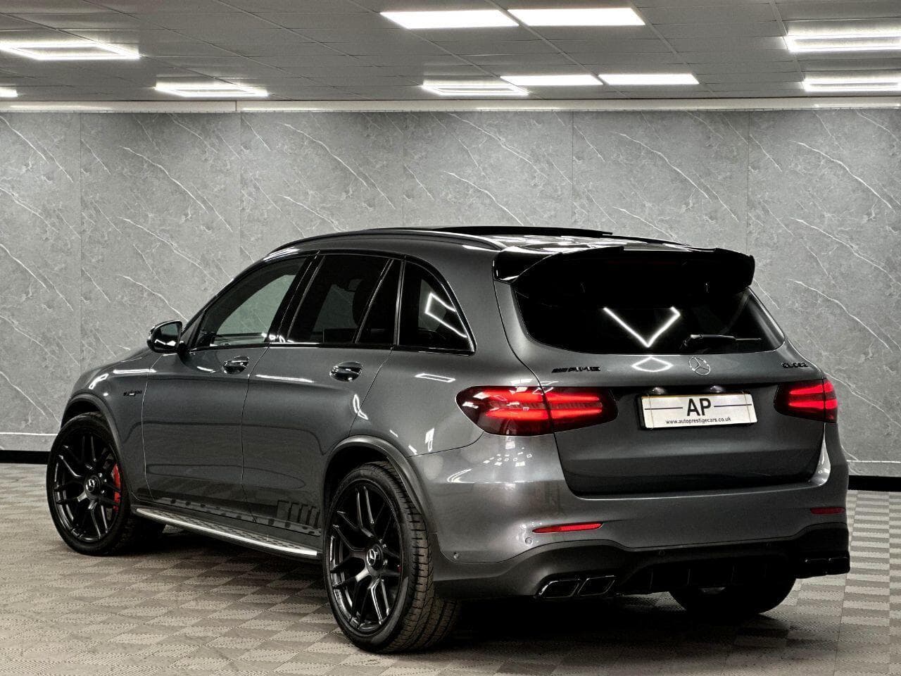 2019 Mercedes-Benz GLC - Thumbnail 8