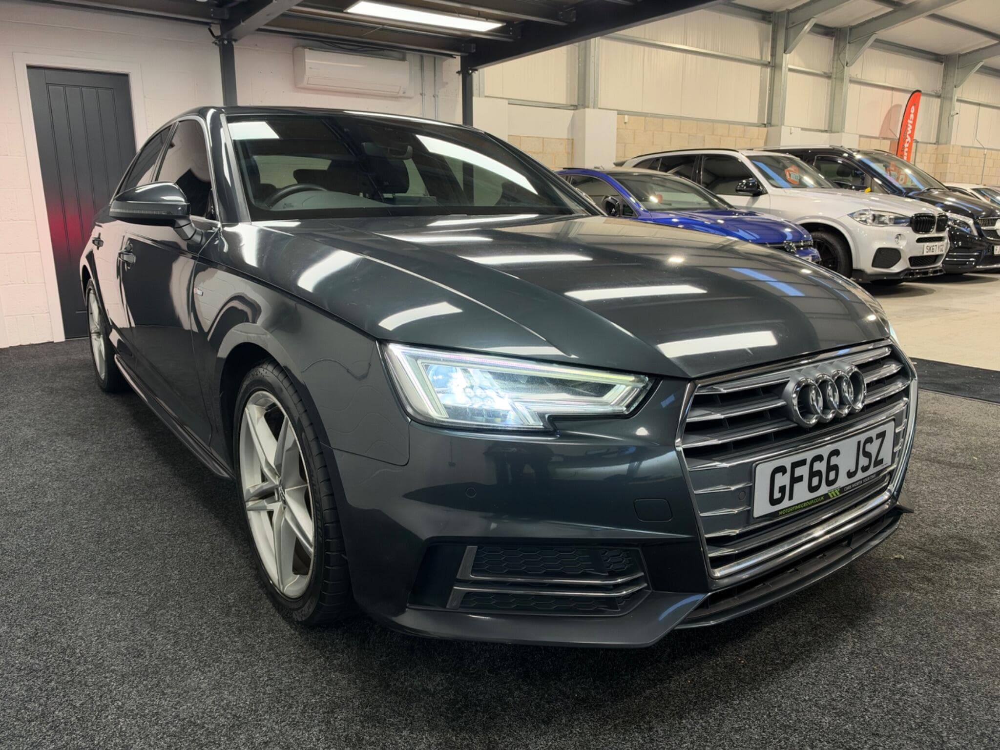 2016 Audi A4 - Image 2