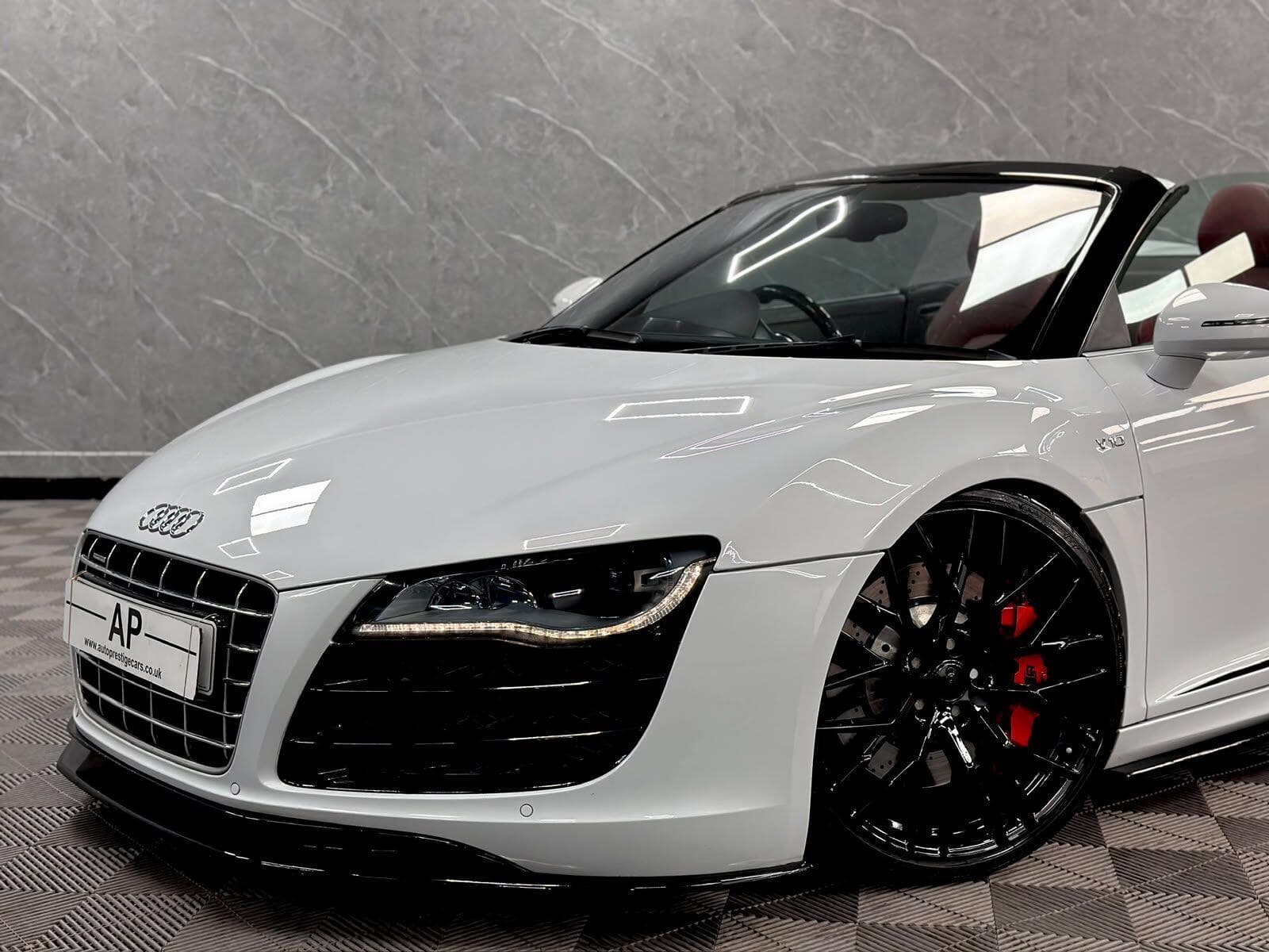 2010 Audi R8 - Thumbnail 21