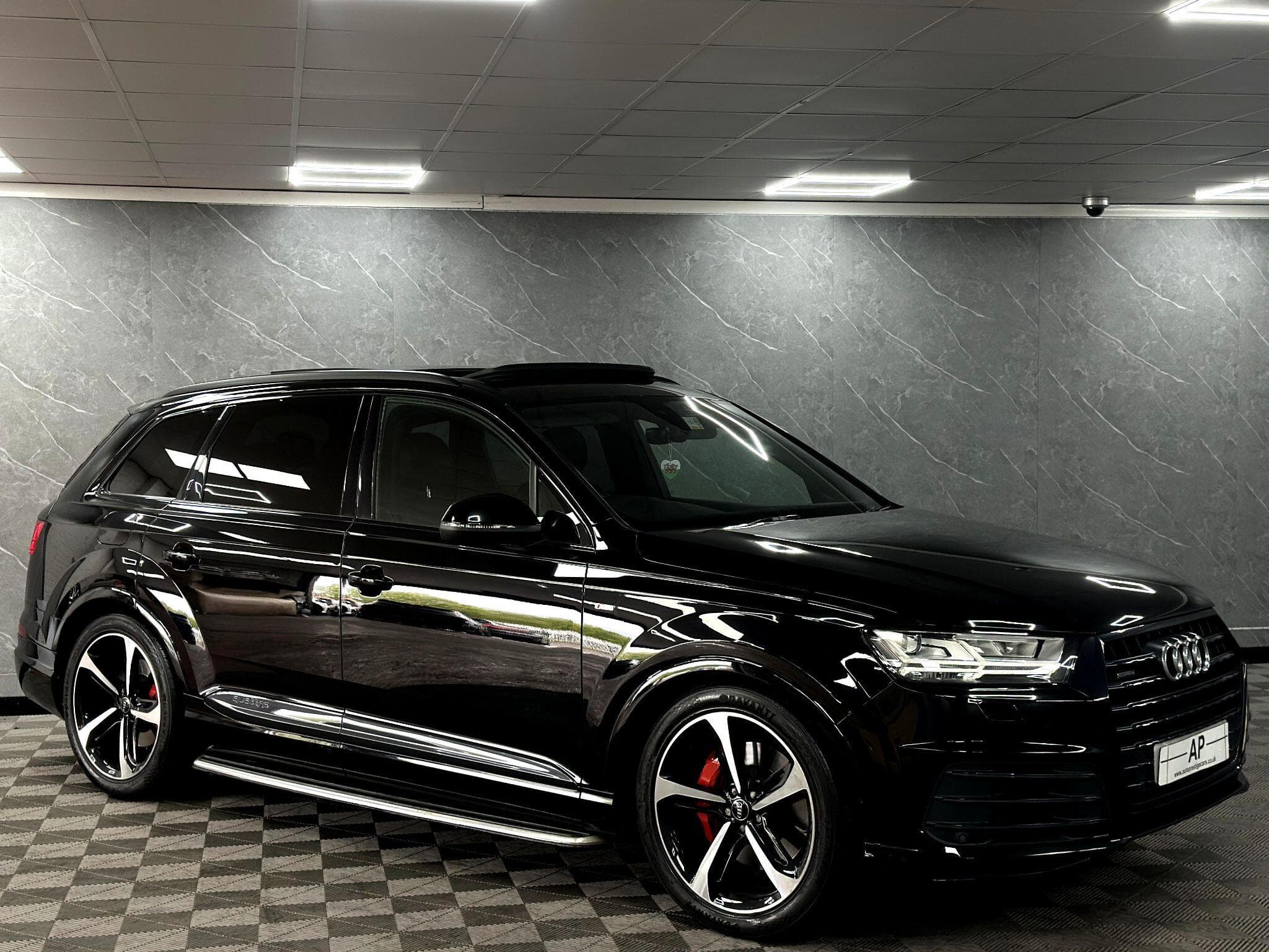 2019 Audi Q7 - Image 3