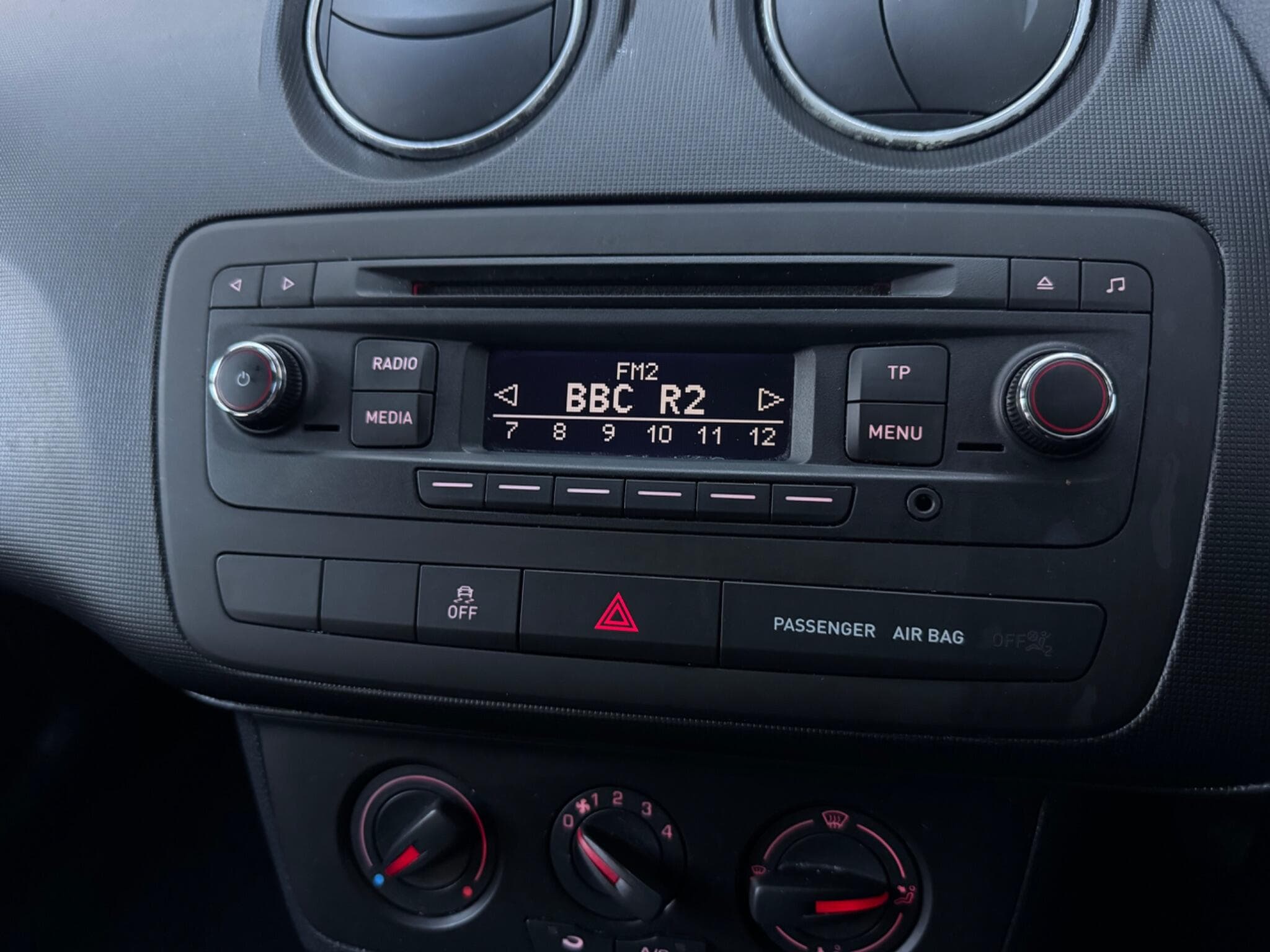 2015 SEAT Ibiza - Thumbnail 14