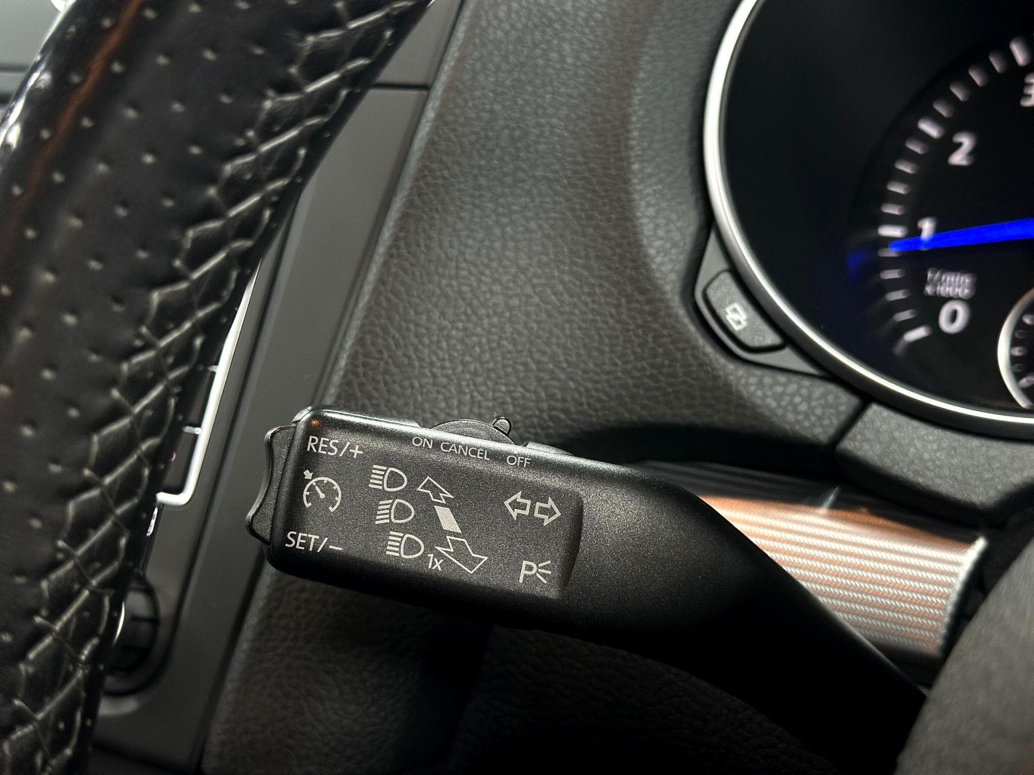 2011 Volkswagen Golf - Thumbnail 41