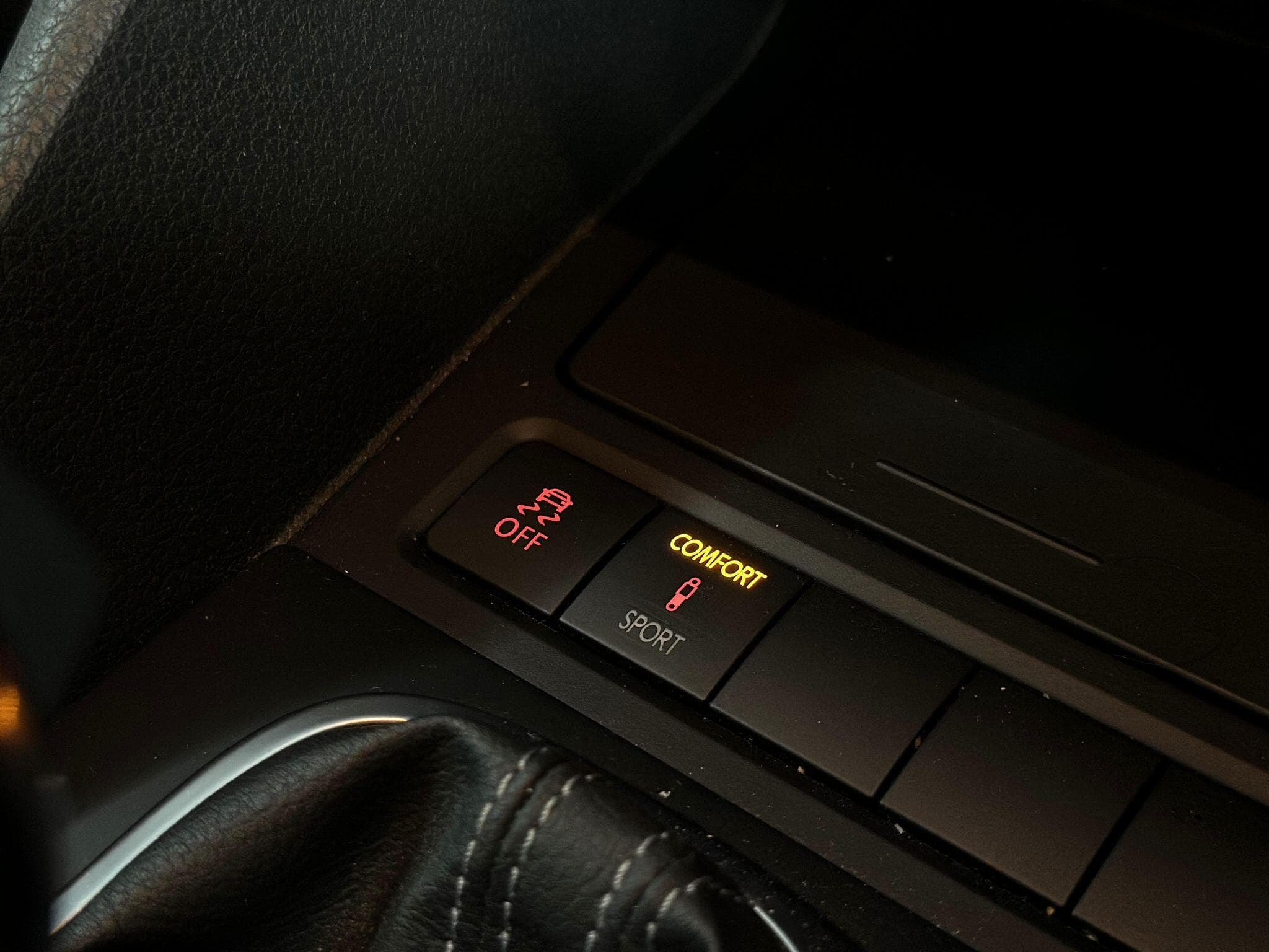 2011 Volkswagen Golf - Thumbnail 40
