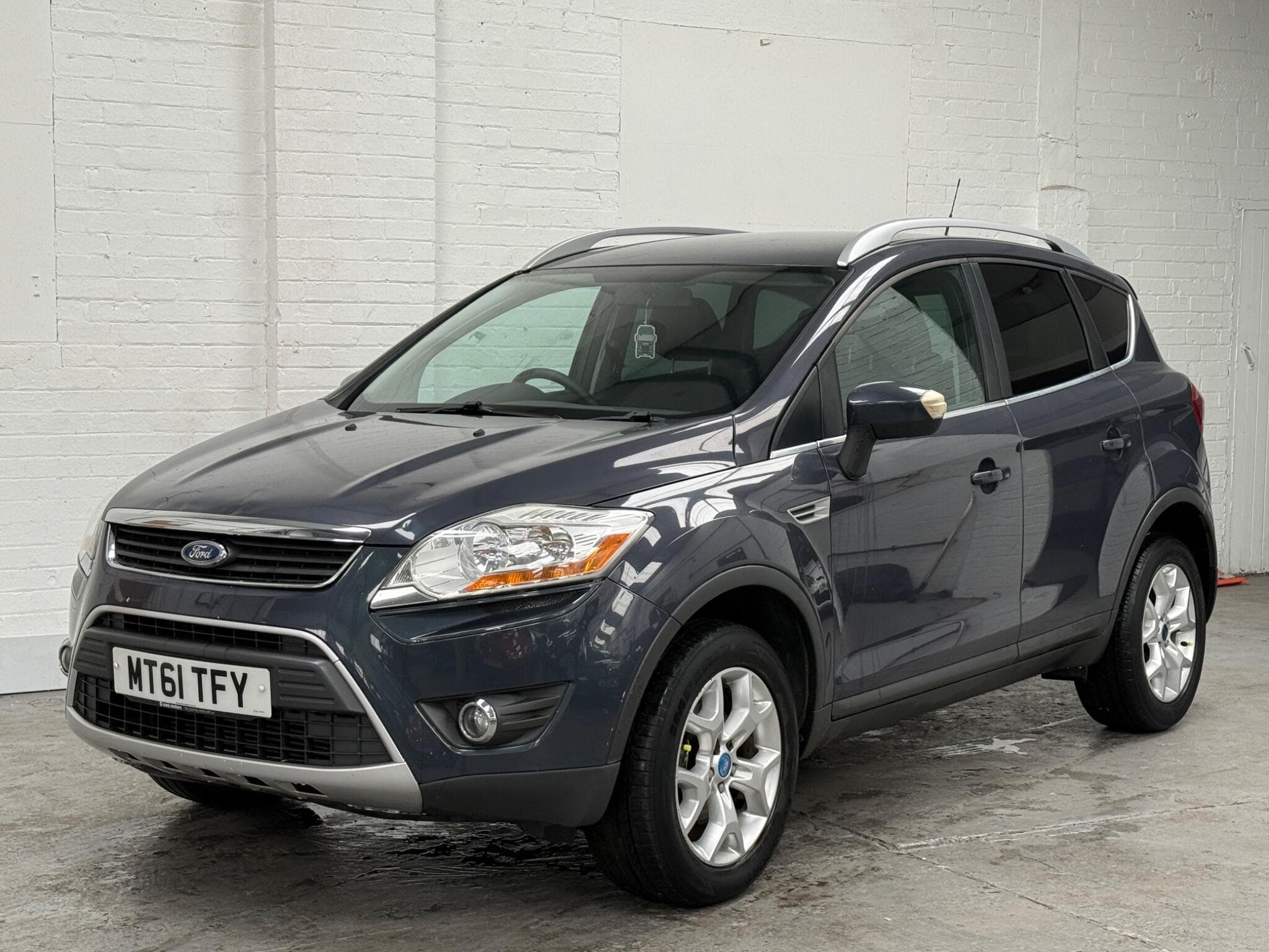2011 Ford Kuga - Thumbnail 5