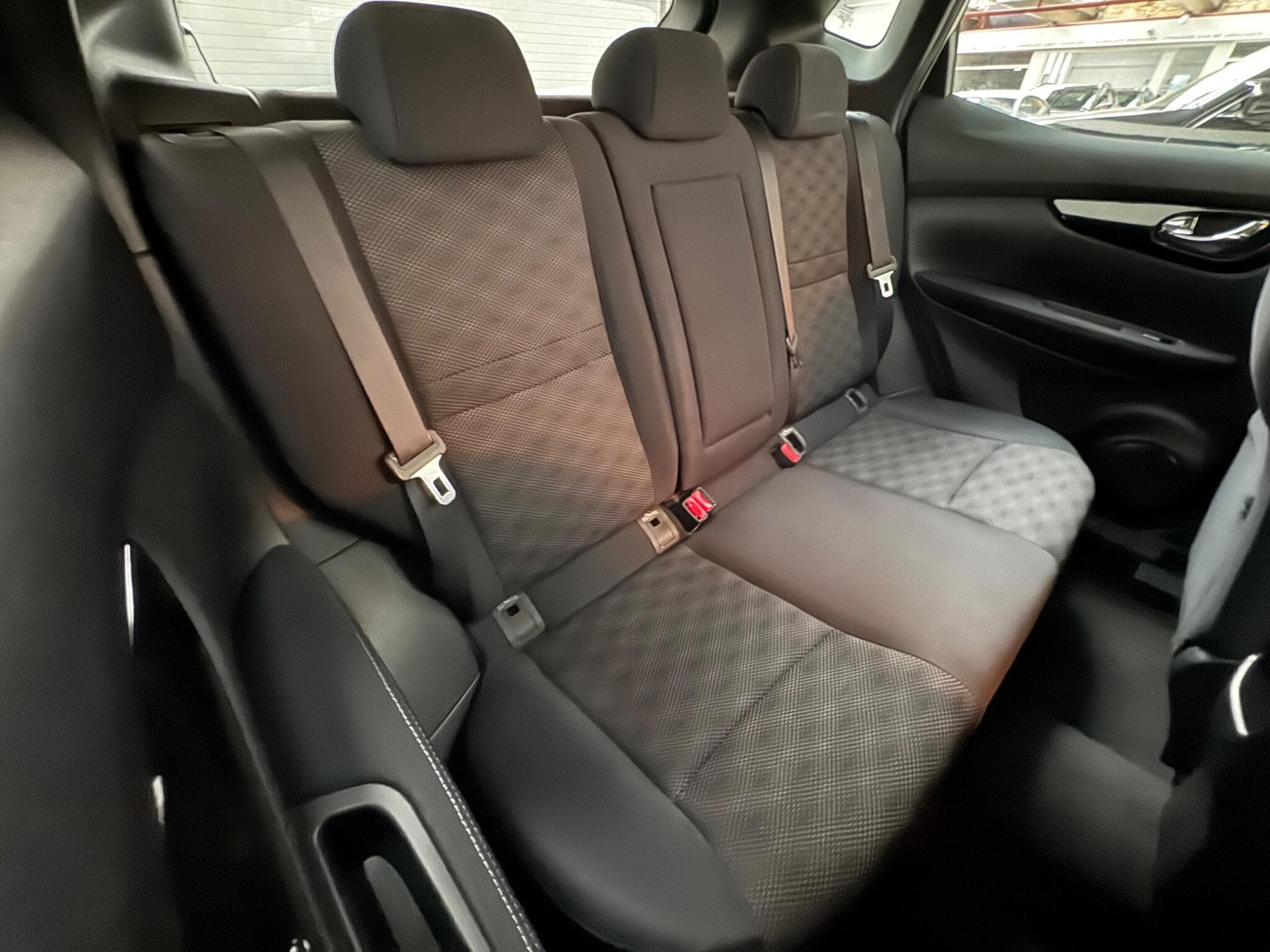 2014 Nissan Qashqai - Thumbnail 12