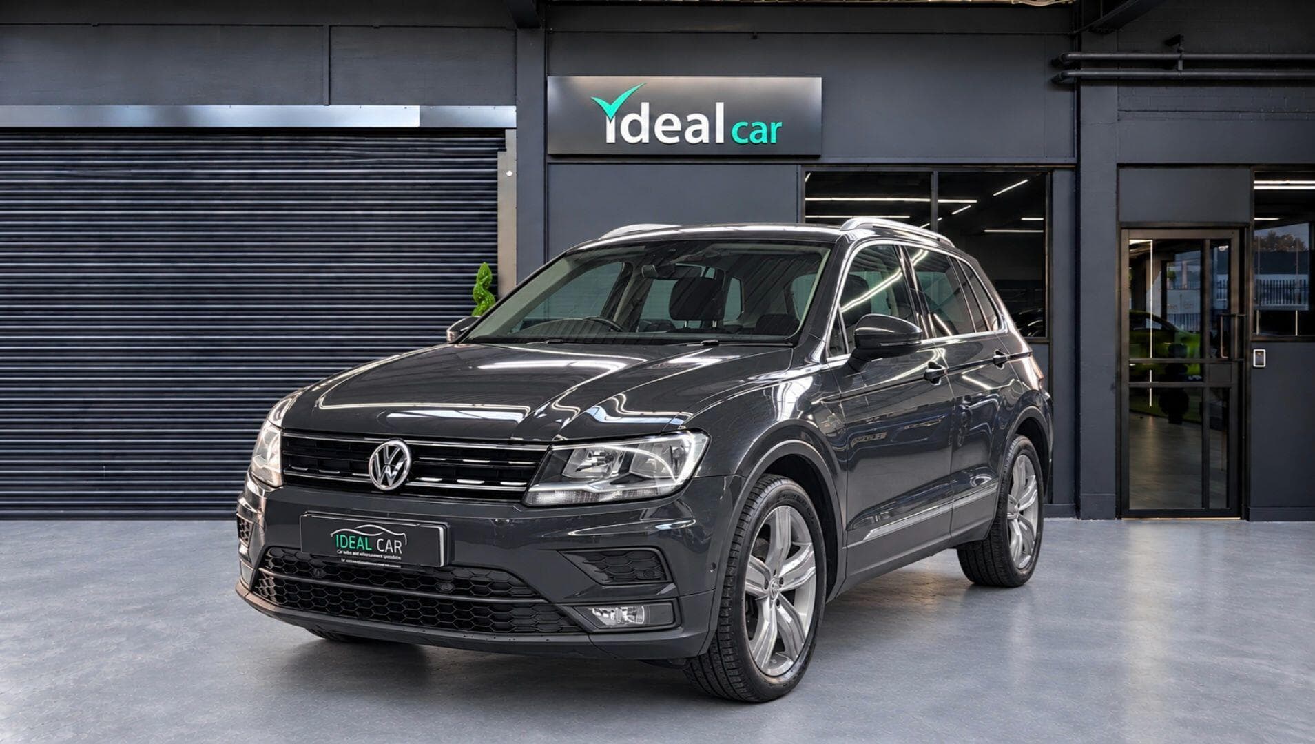 2019 Volkswagen Tiguan - Main