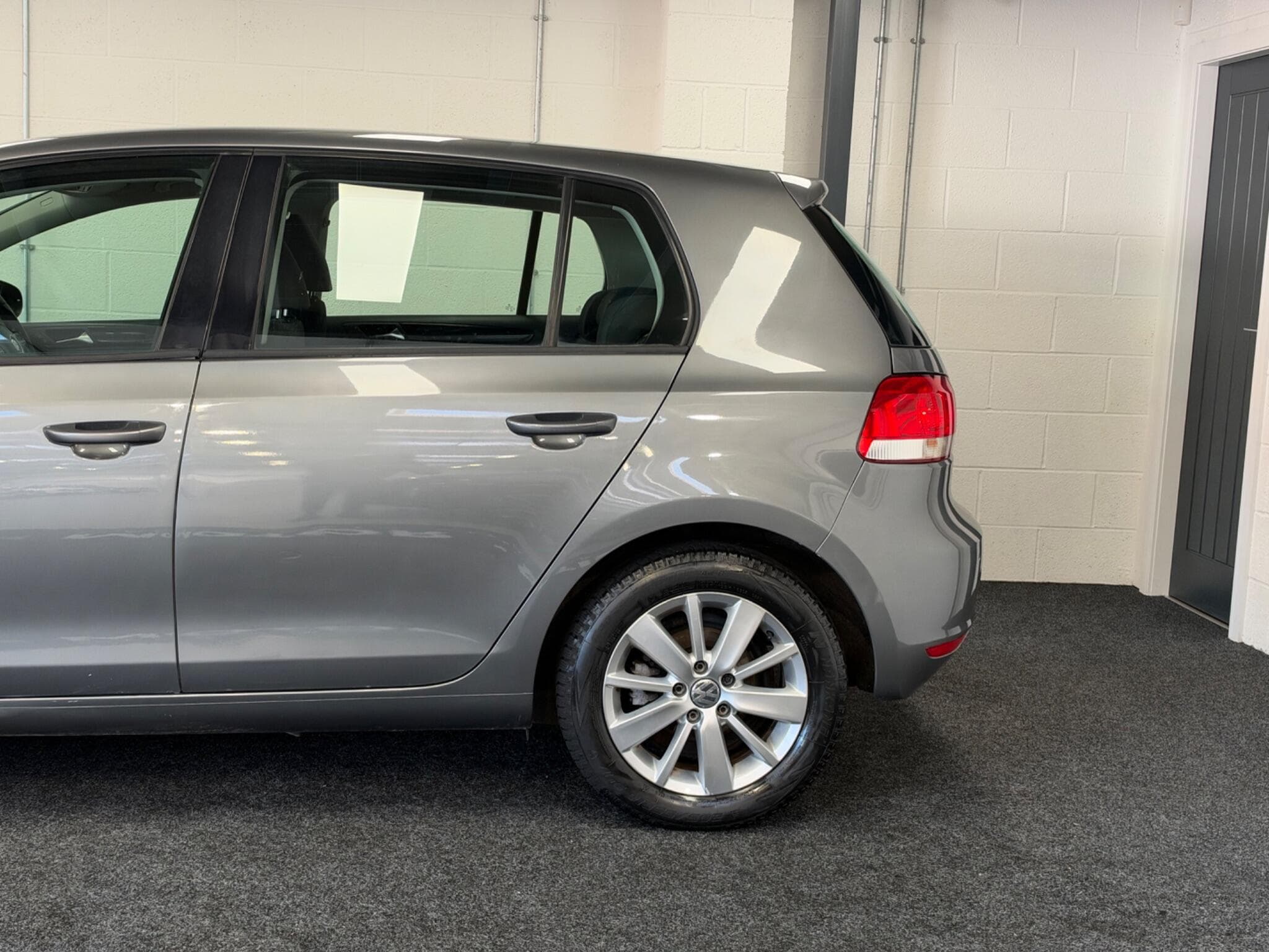 2012 Volkswagen Golf - Thumbnail 36