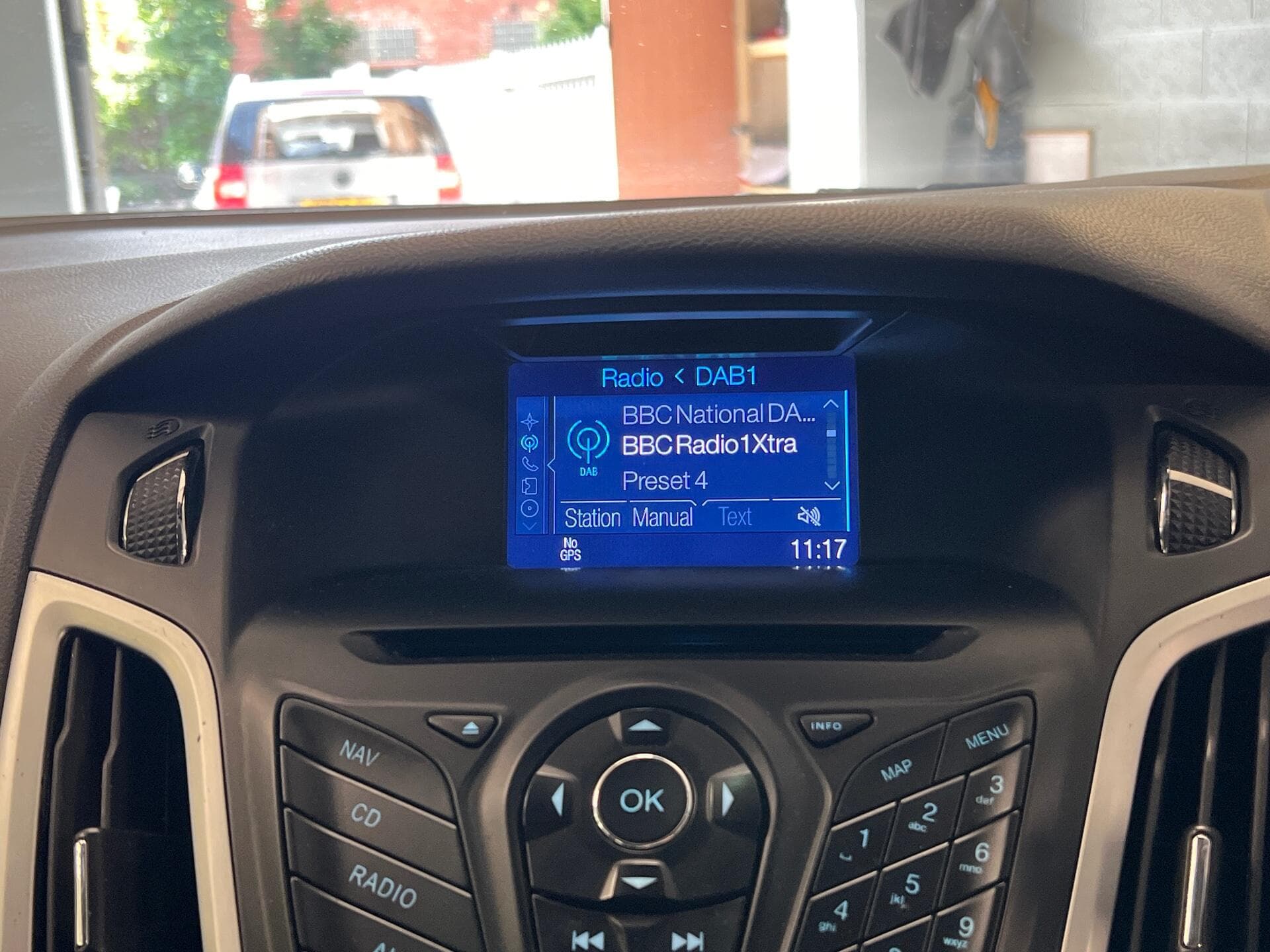 2014 Ford Focus - Thumbnail 39