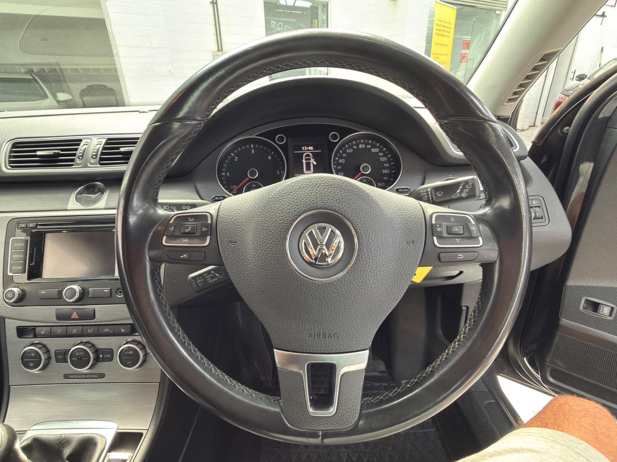 2014 Volkswagen Passat - Thumbnail 18