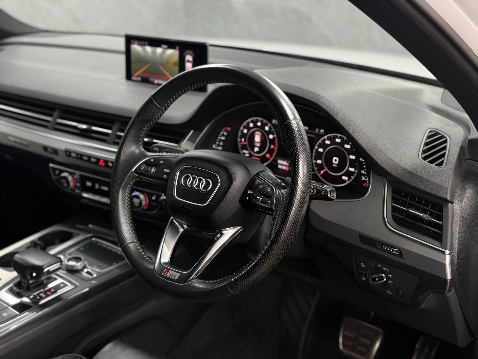 2017 Audi Q7 - Thumbnail 35