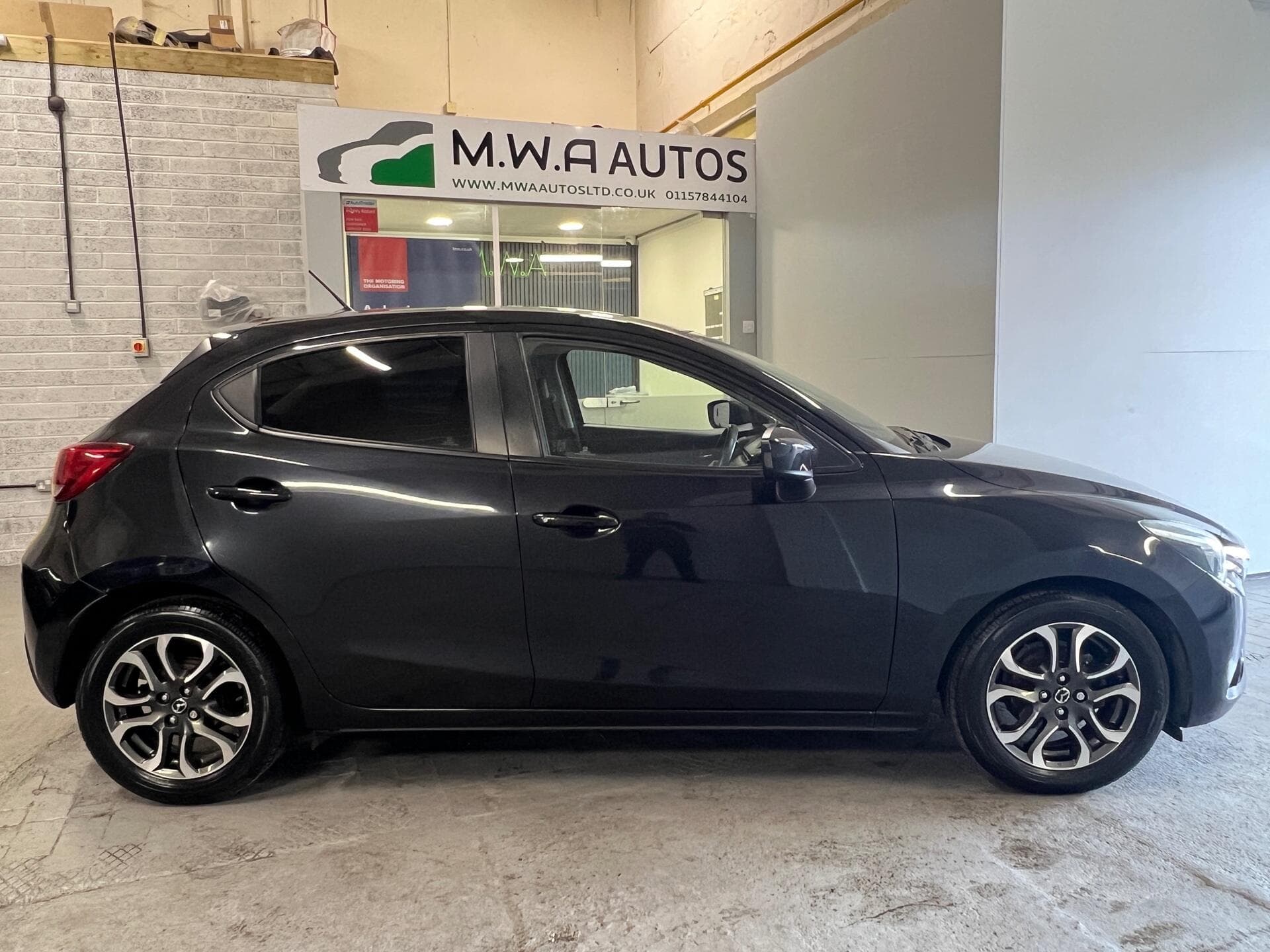 2016 Mazda Mazda2 - Thumbnail 7