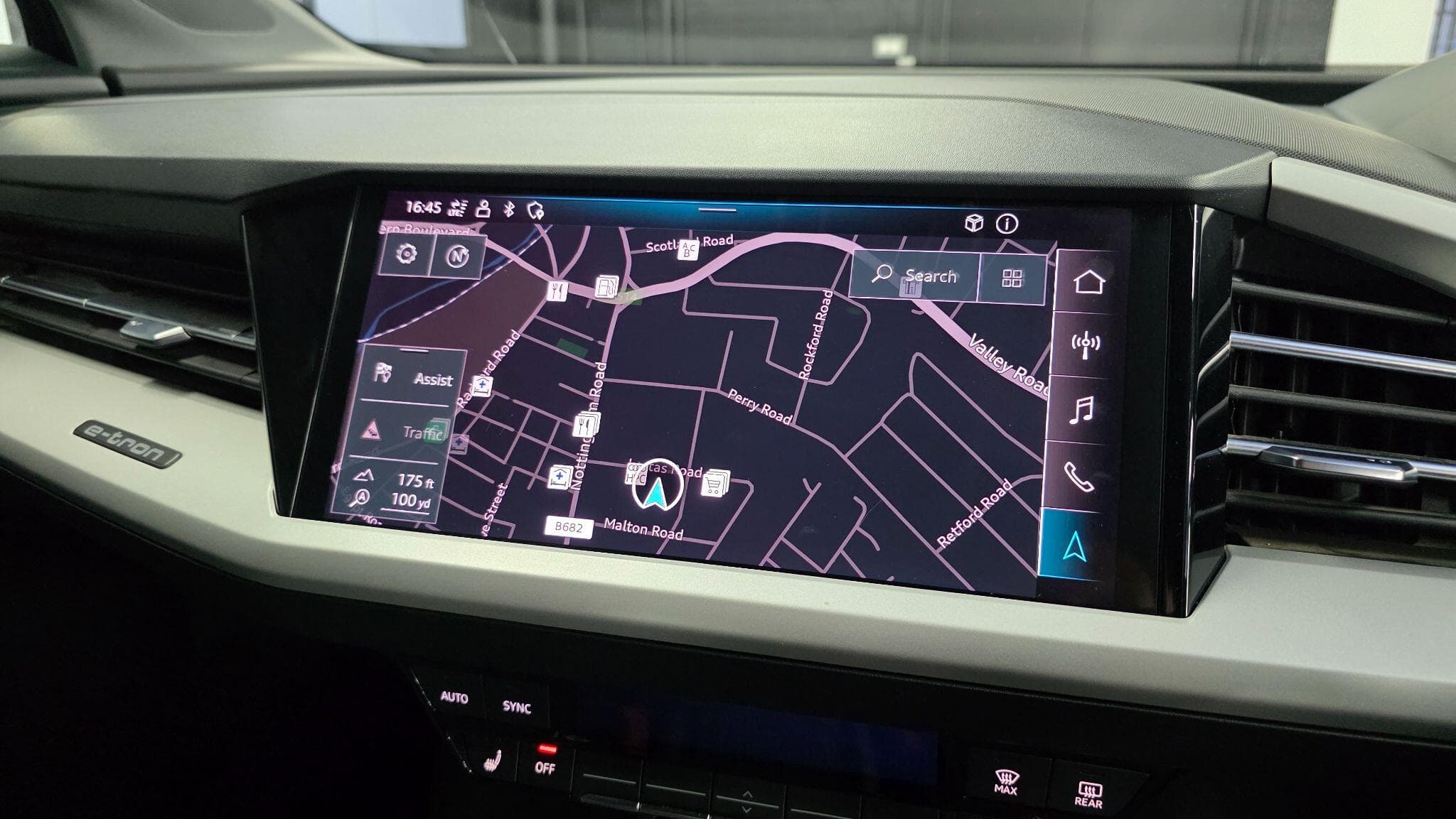 2022 Audi Q4 e-tron - Thumbnail 23