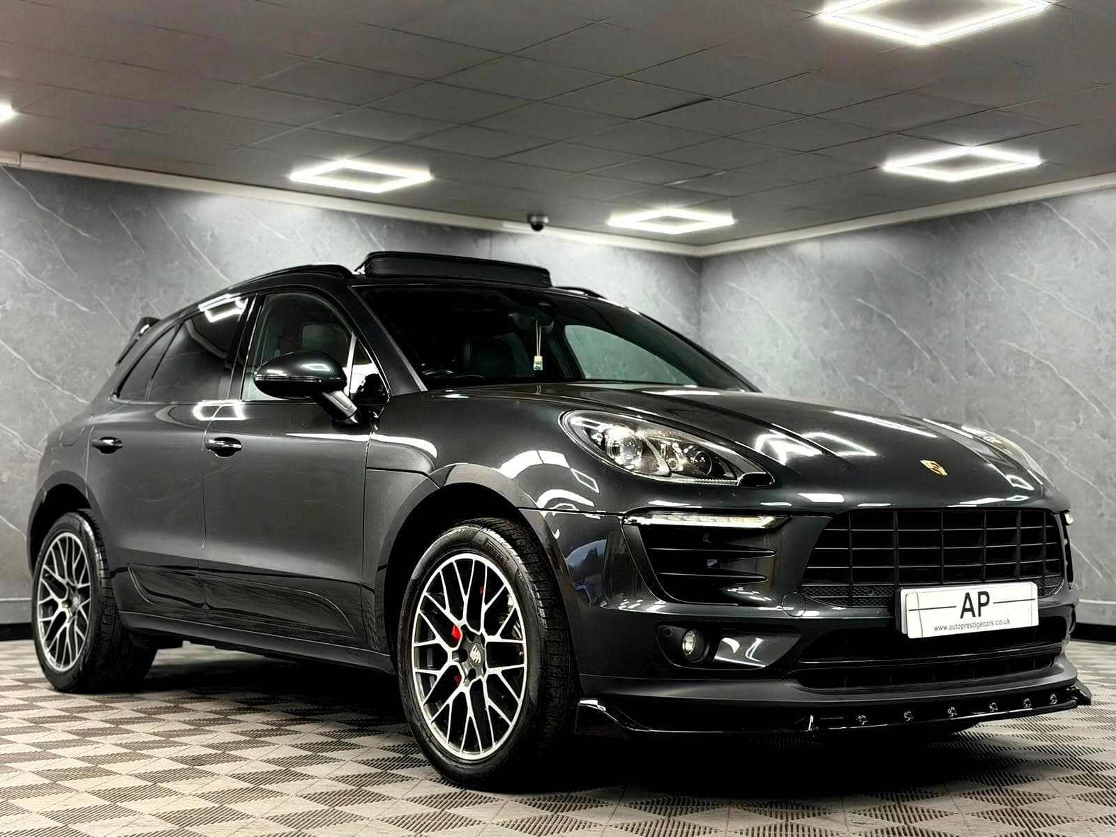 2017 Porsche Macan - Thumbnail 31