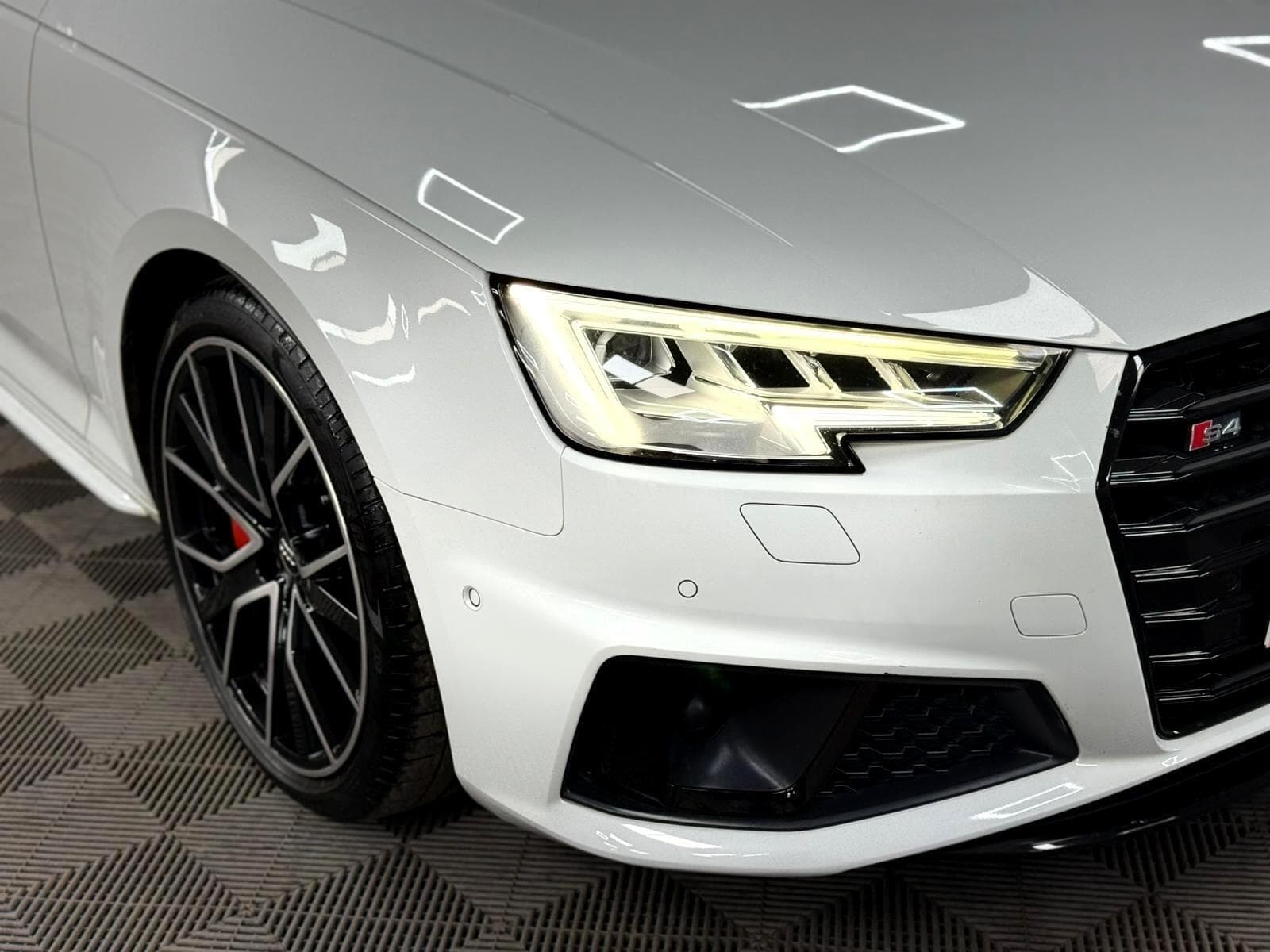 2019 Audi S4 Avant - Thumbnail 18