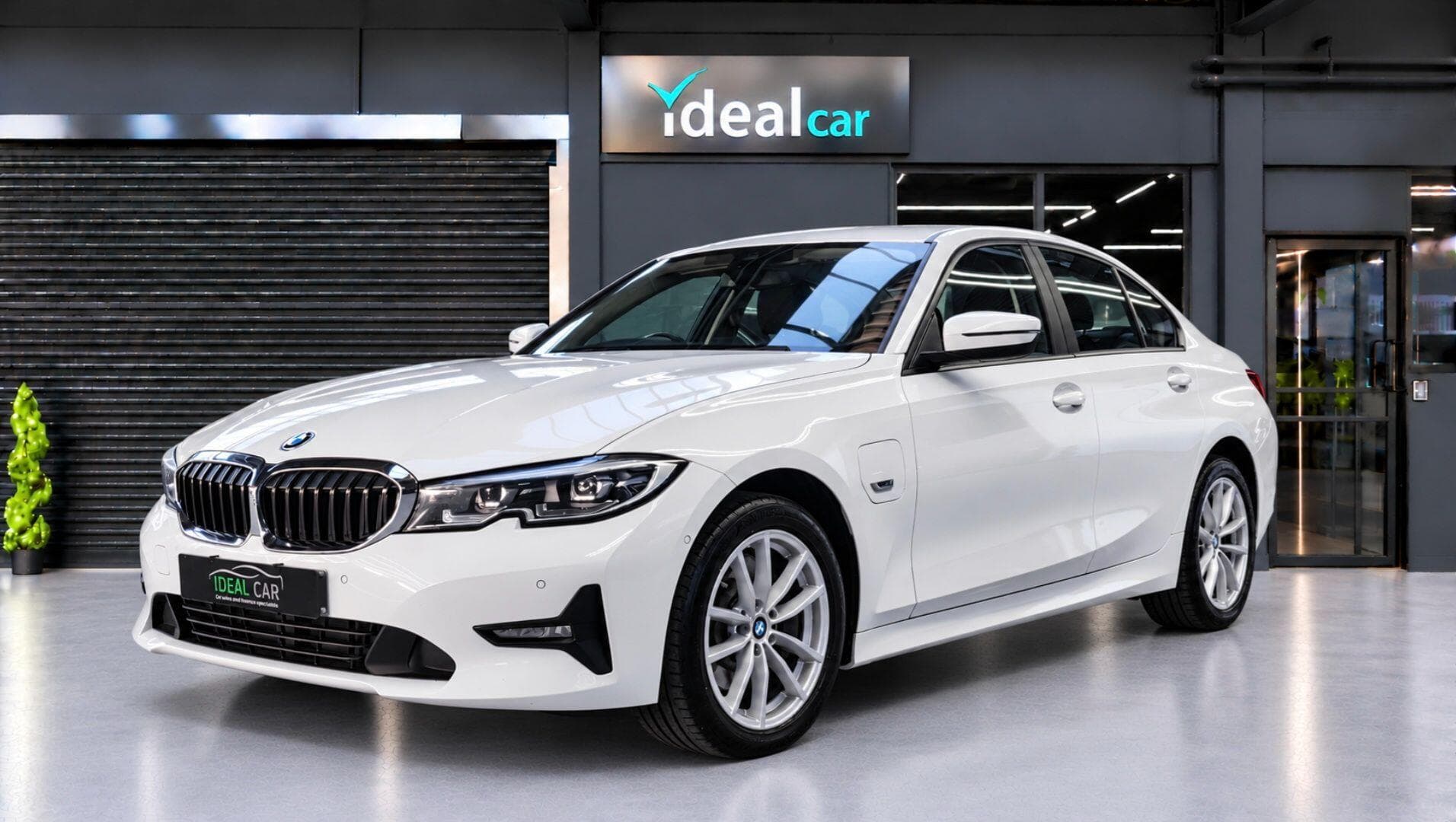 2021 BMW 3 Series - Main