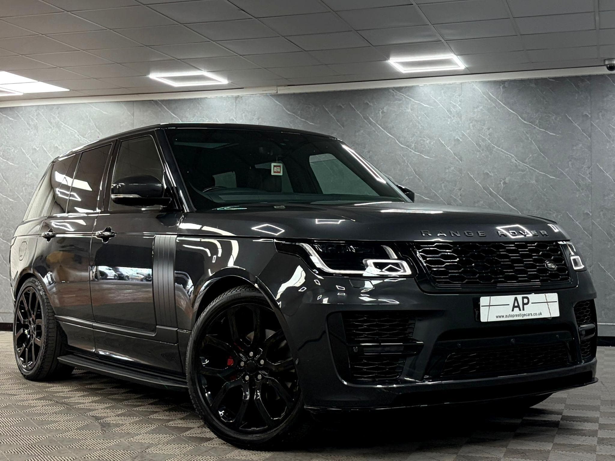 2018 Land Rover Range Rover - Image 1