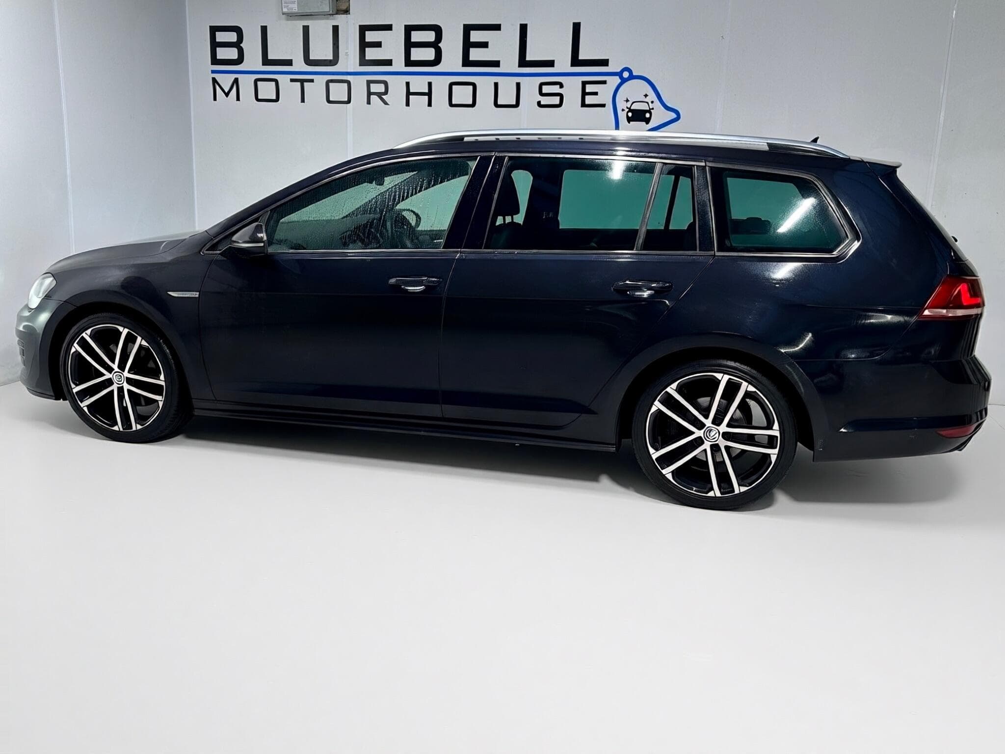 2016 Volkswagen Golf - Thumbnail 9