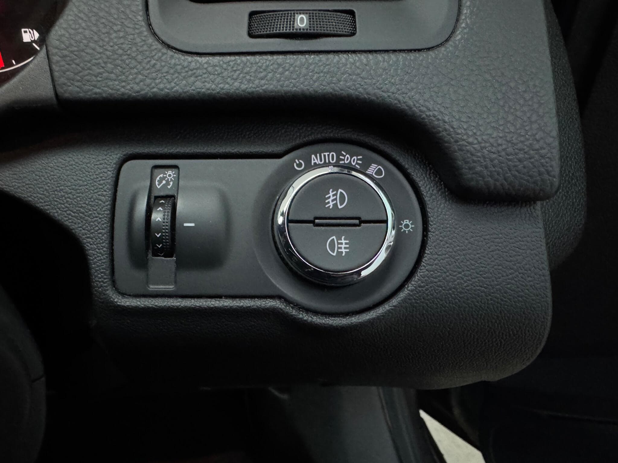 2016 Vauxhall Insignia - Thumbnail 23