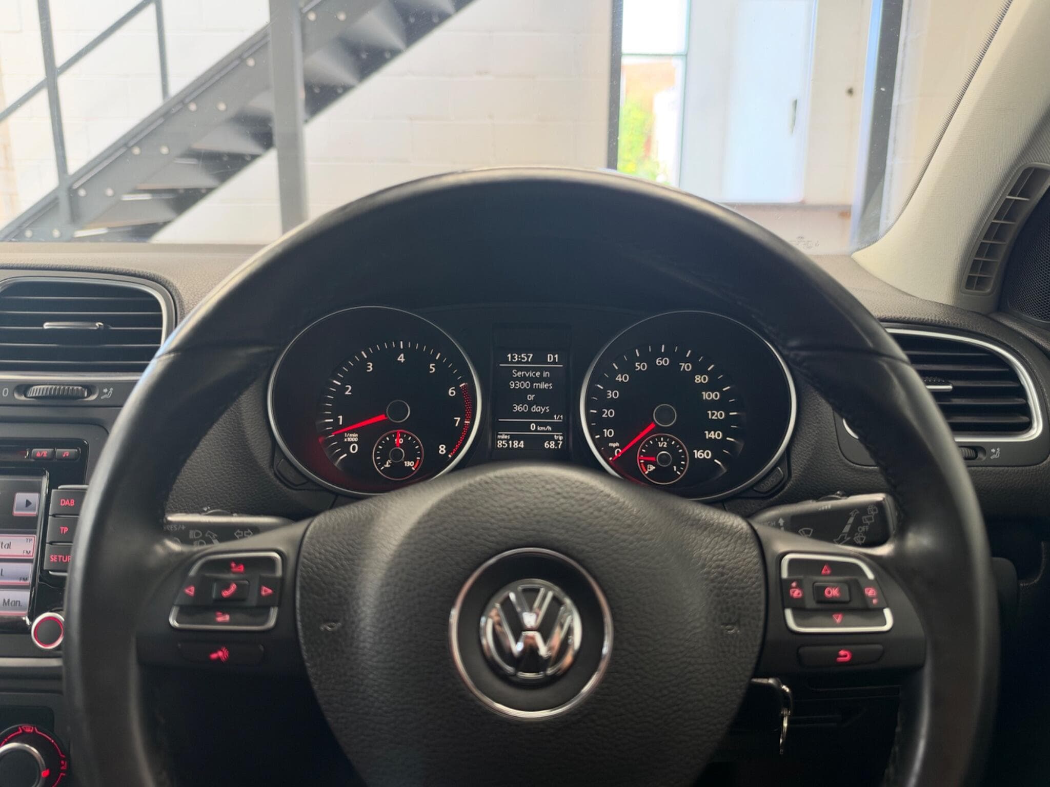 2011 Volkswagen Golf - Thumbnail 41