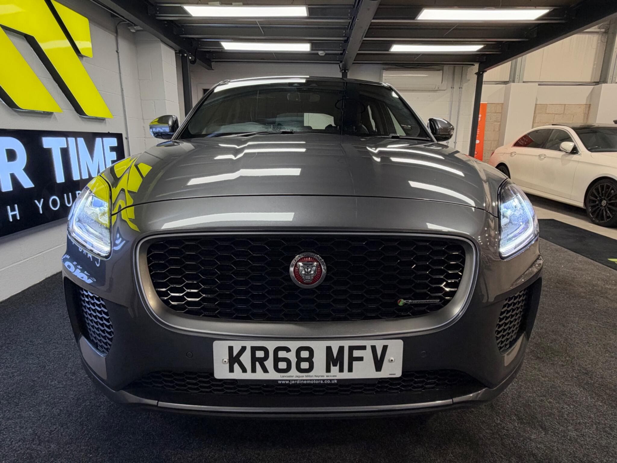 2018 Jaguar E-PACE - Thumbnail 3