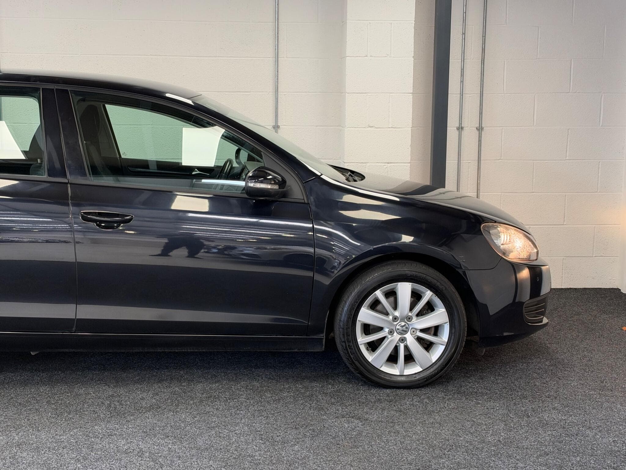 2011 Volkswagen Golf - Thumbnail 9