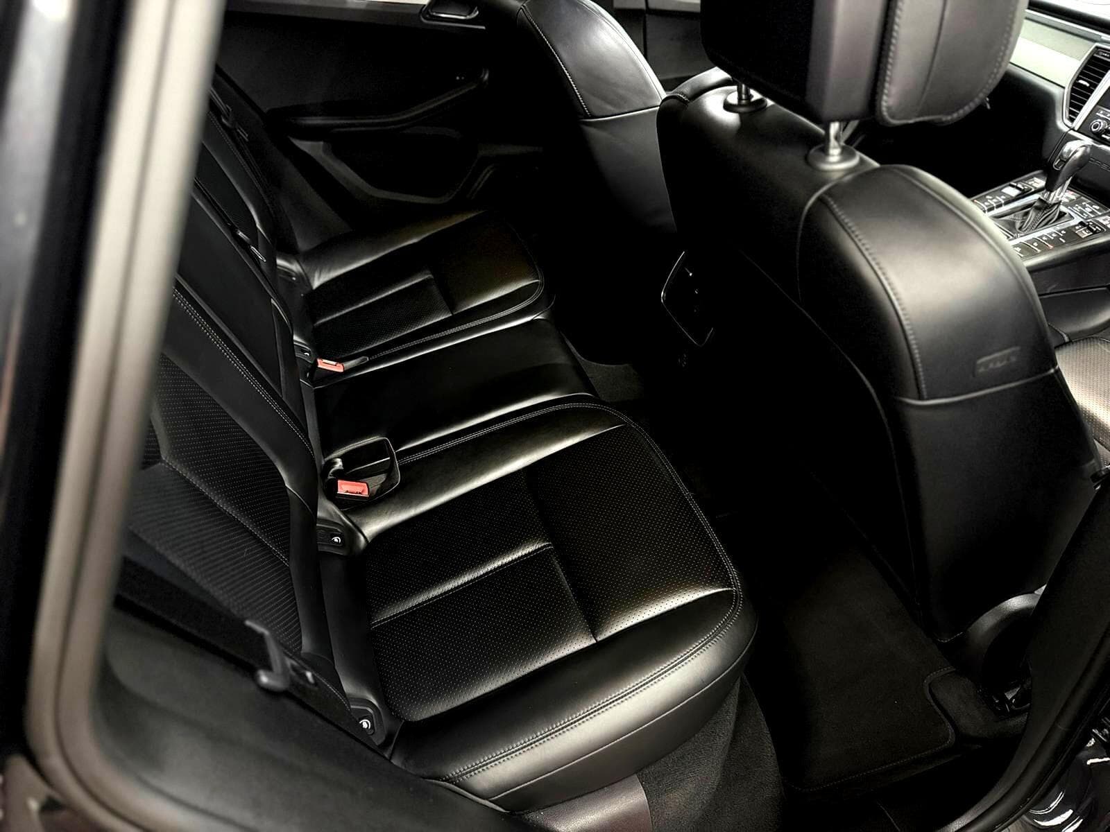 2017 Porsche Macan - Thumbnail 46