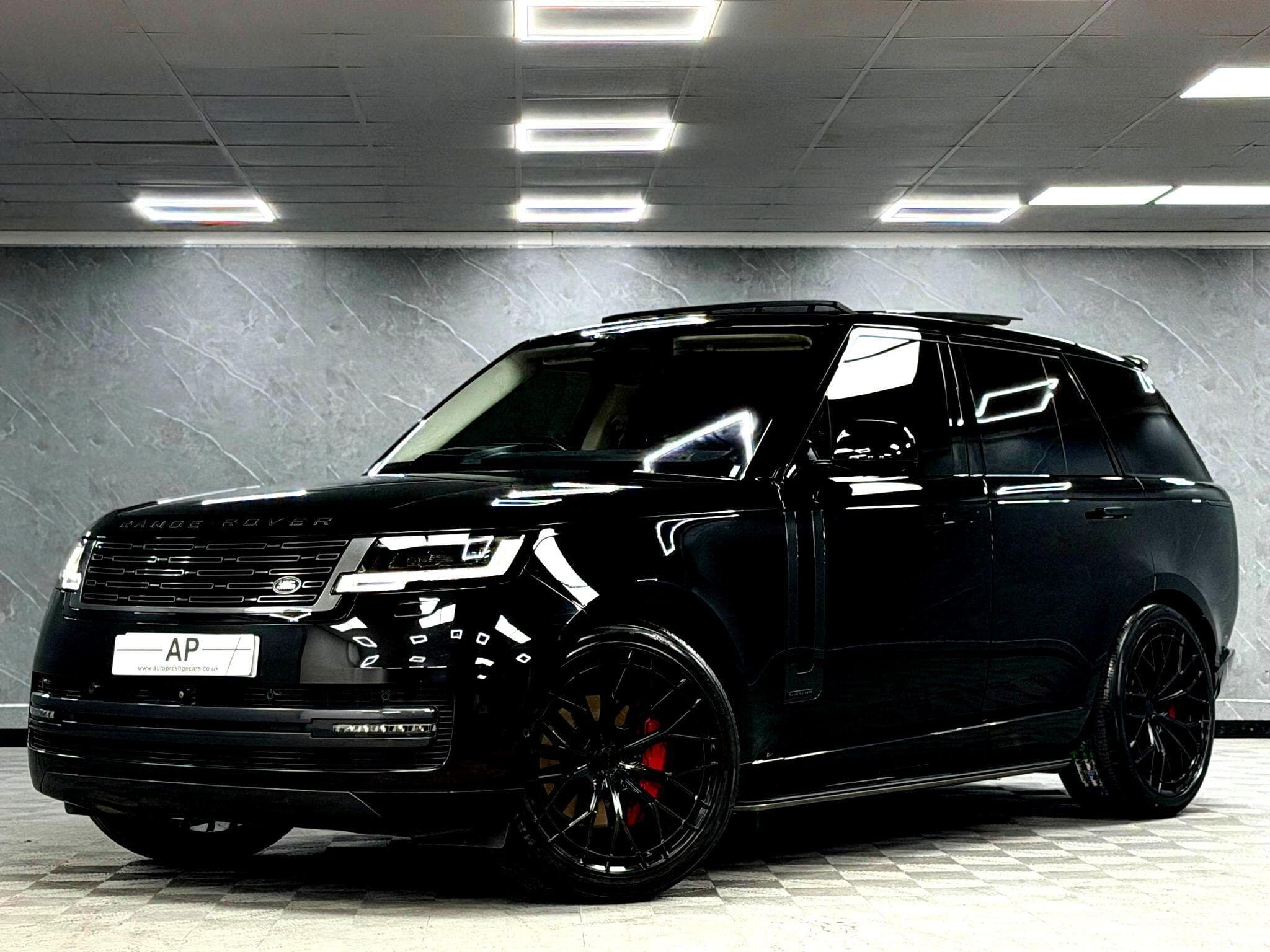 2022 Land Rover Range Rover - Thumbnail 4