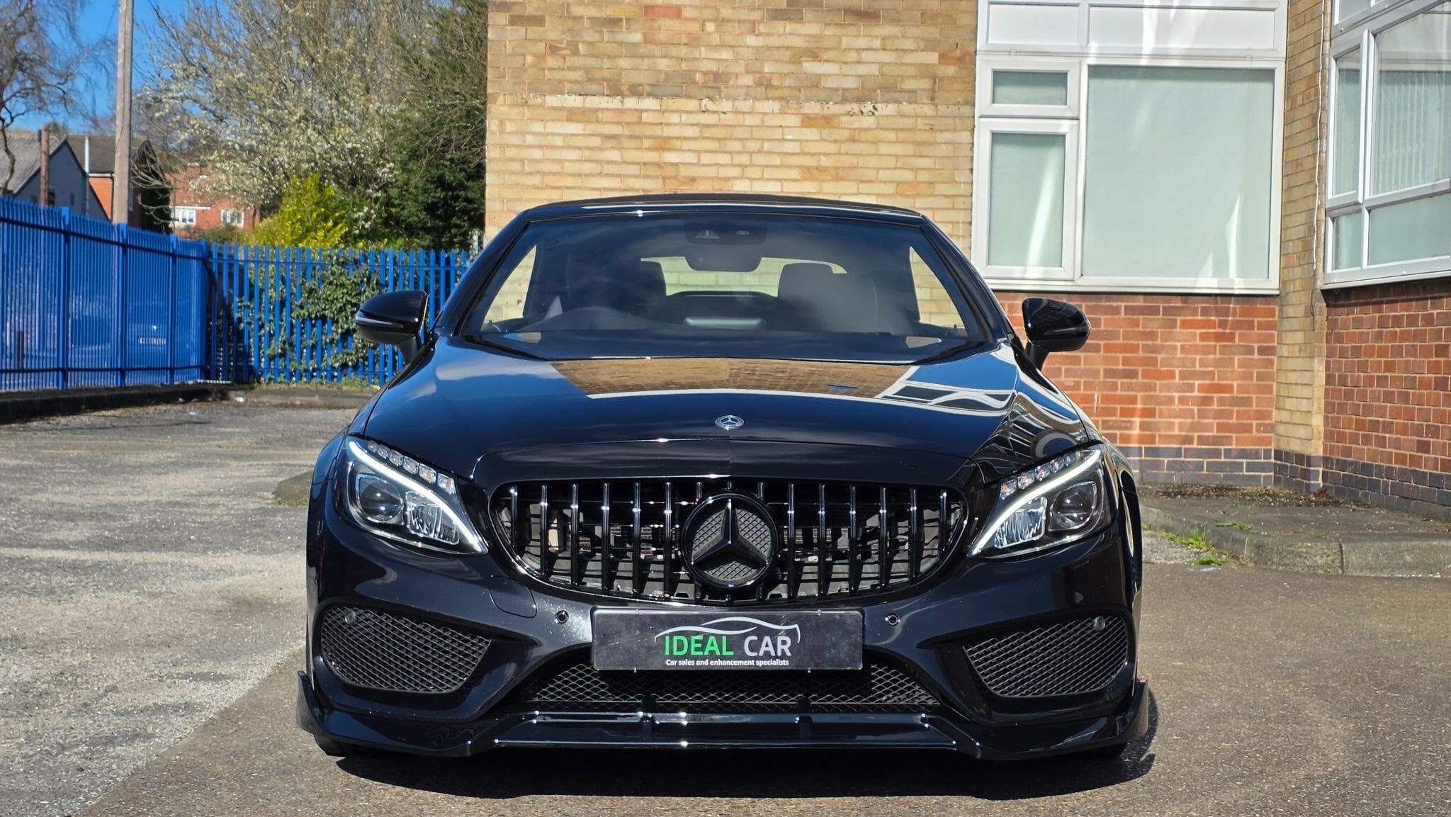 2017 Mercedes-Benz C Class - Thumbnail 3