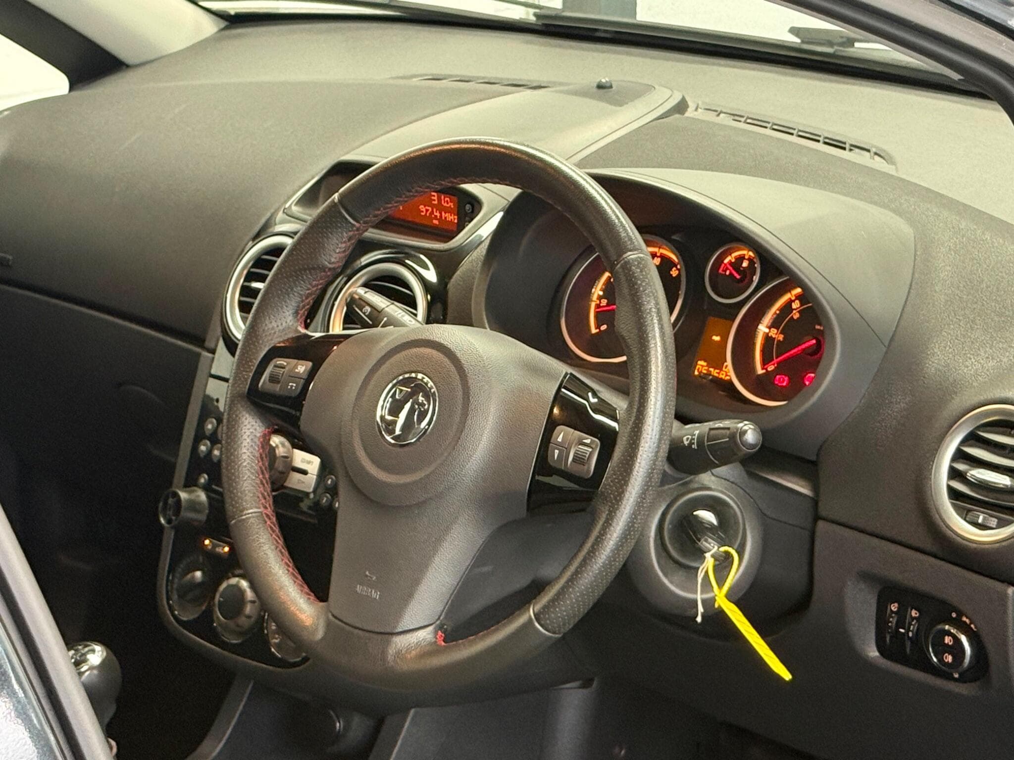 2012 Vauxhall Corsa - Thumbnail 41