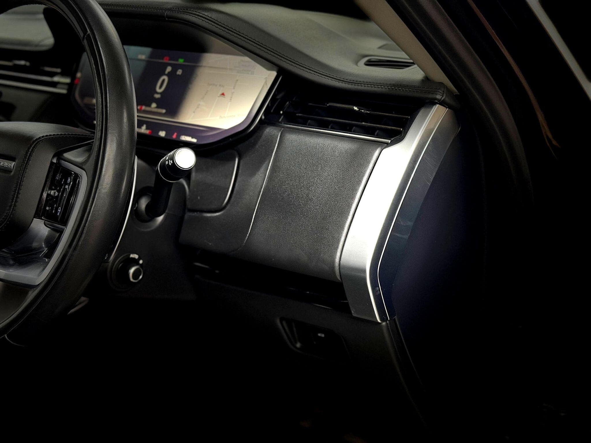 2022 Land Rover Range Rover - Thumbnail 43