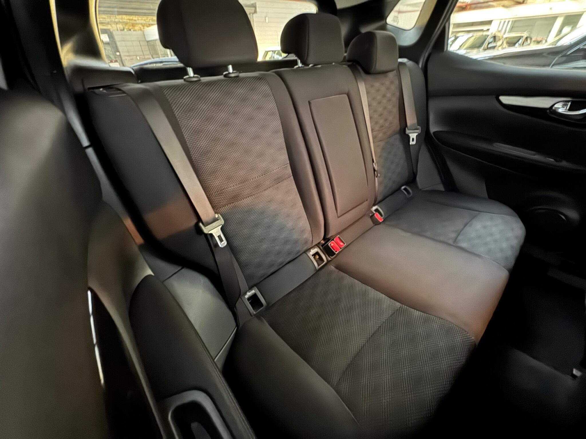 2016 Nissan Qashqai - Thumbnail 12