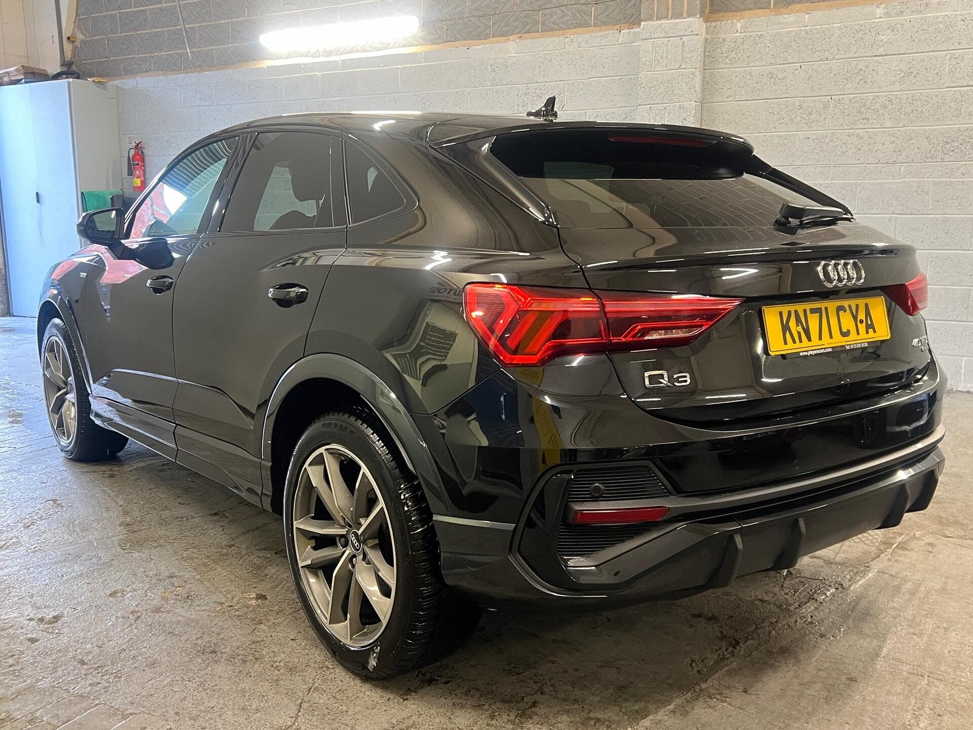 2021 Audi Q3 - Thumbnail 8