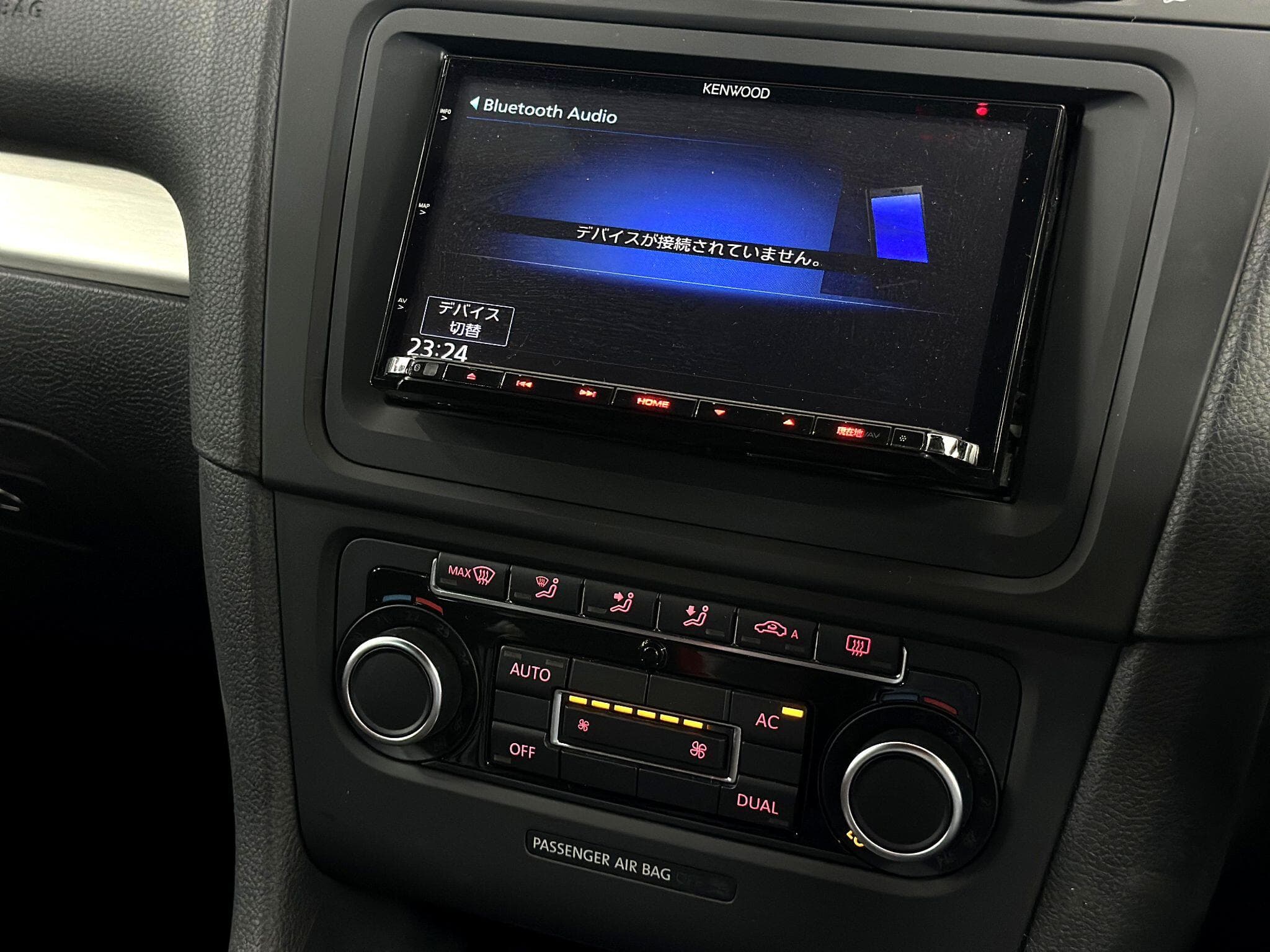 2011 Volkswagen Golf - Thumbnail 36