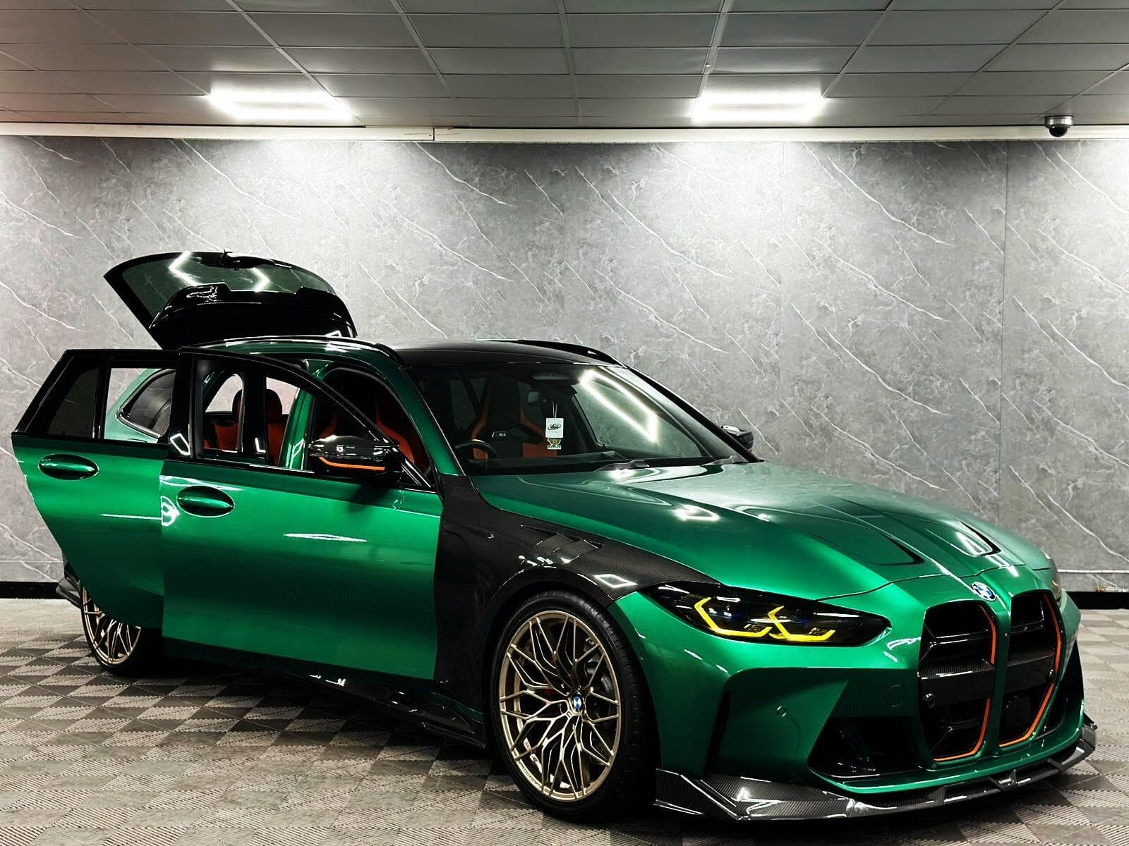 2024 BMW M3 - Thumbnail 2