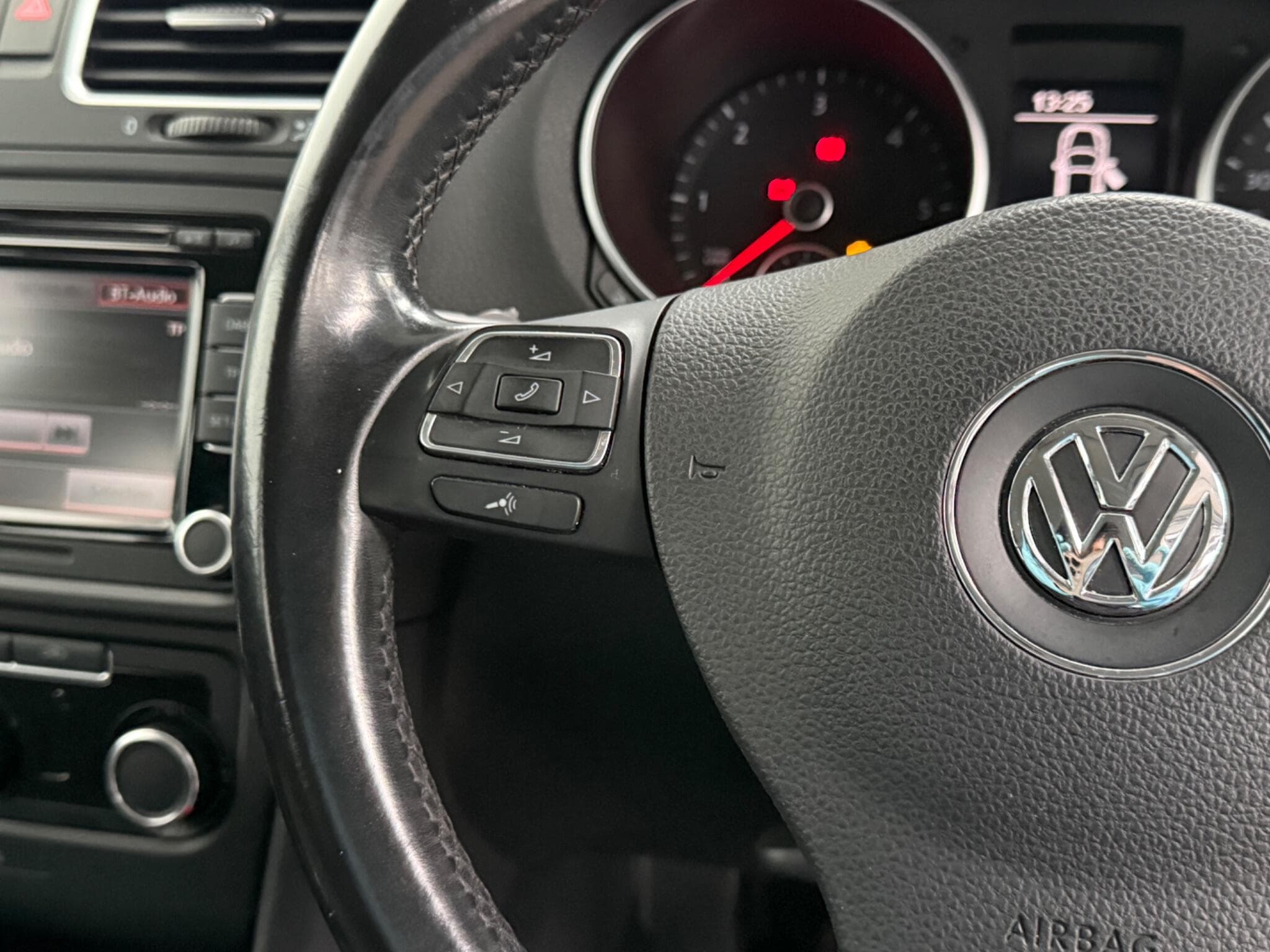 2011 Volkswagen Golf - Thumbnail 21