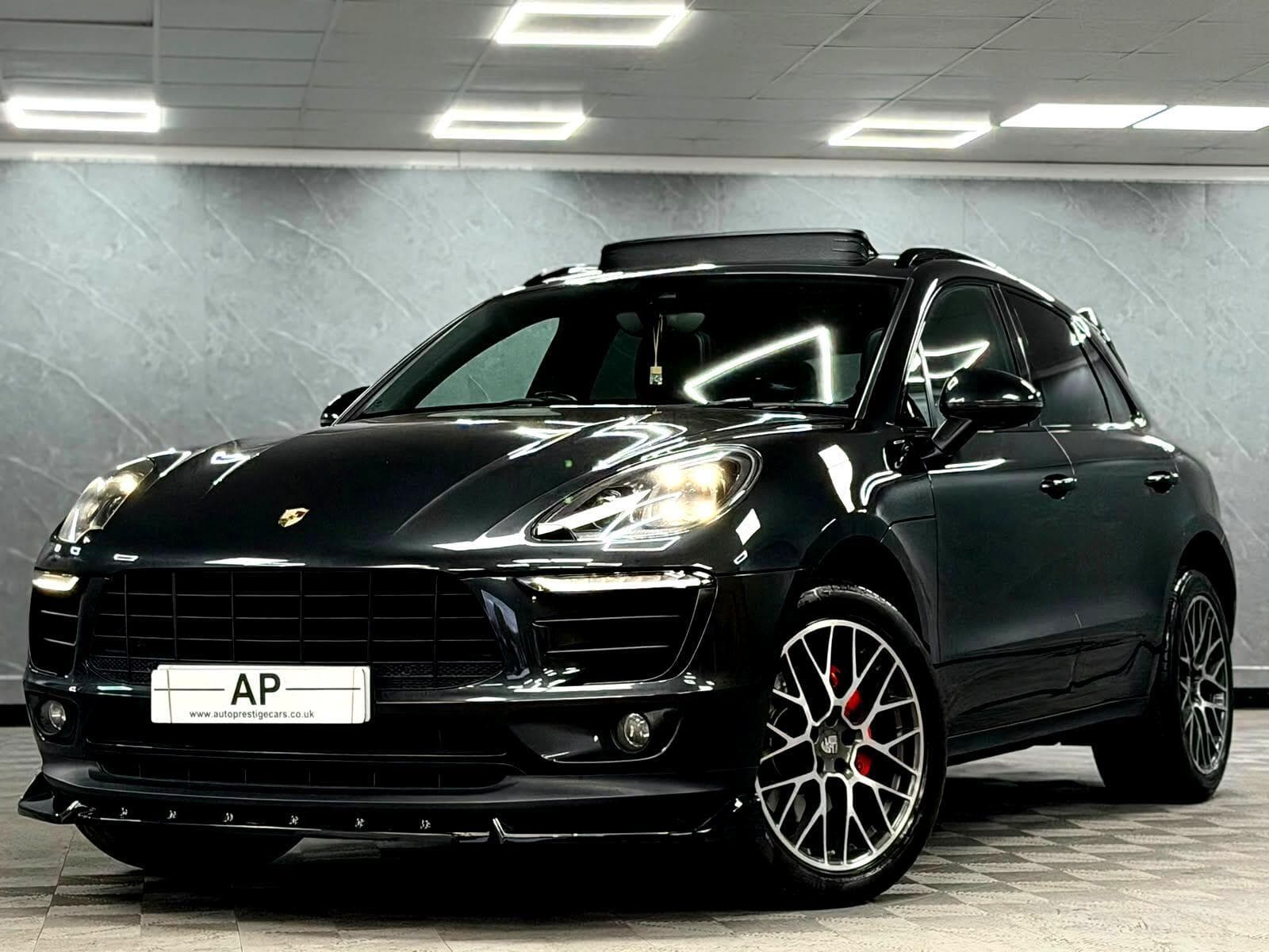 2017 Porsche Macan - Thumbnail 6