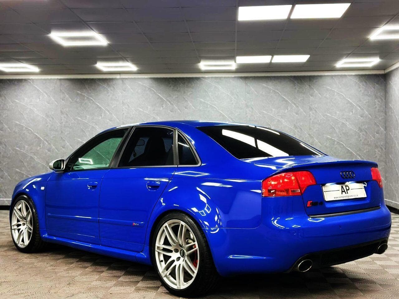 2006 Audi RS4 - Thumbnail 2