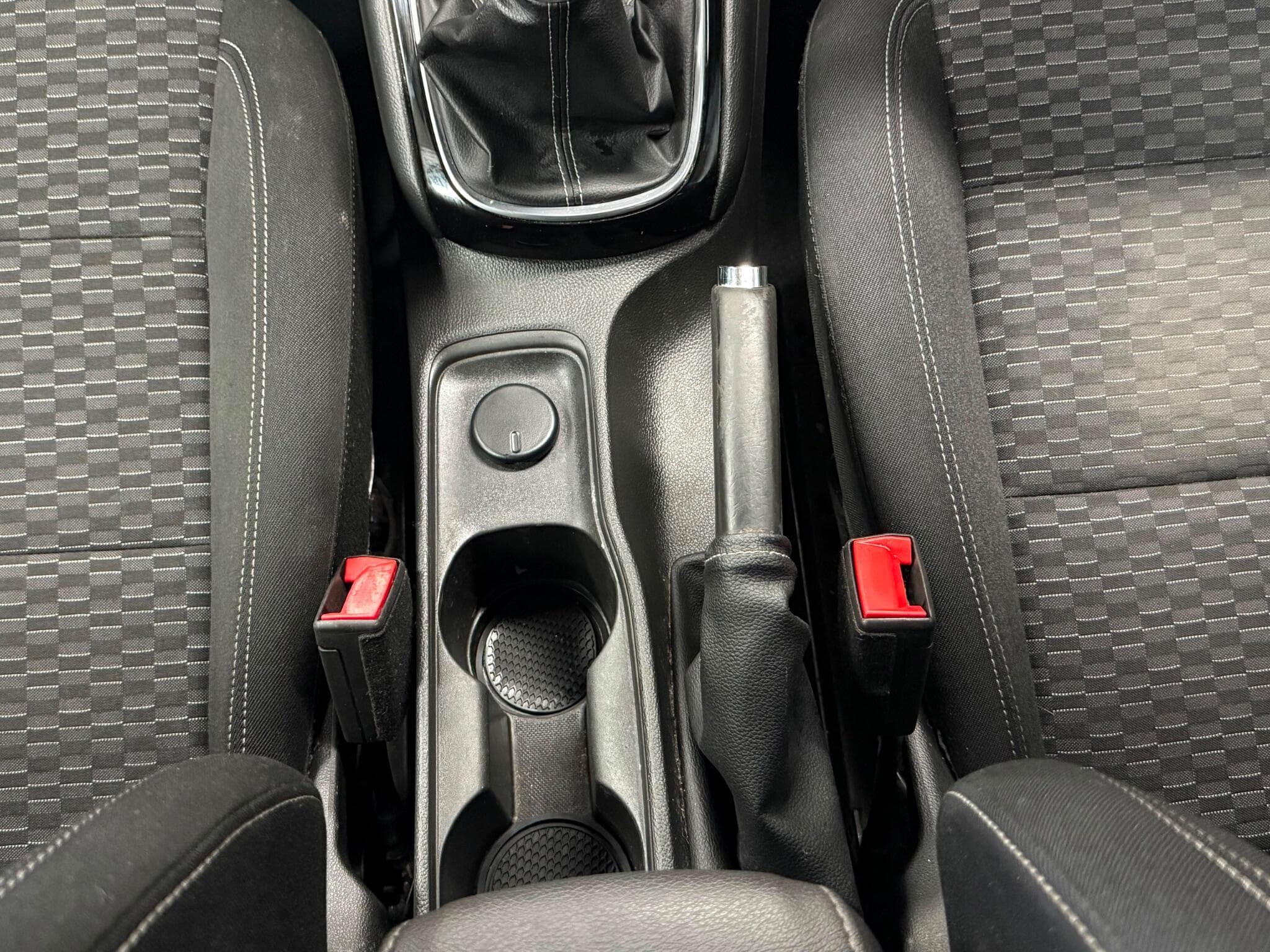 2016 Vauxhall Astra - Thumbnail 35