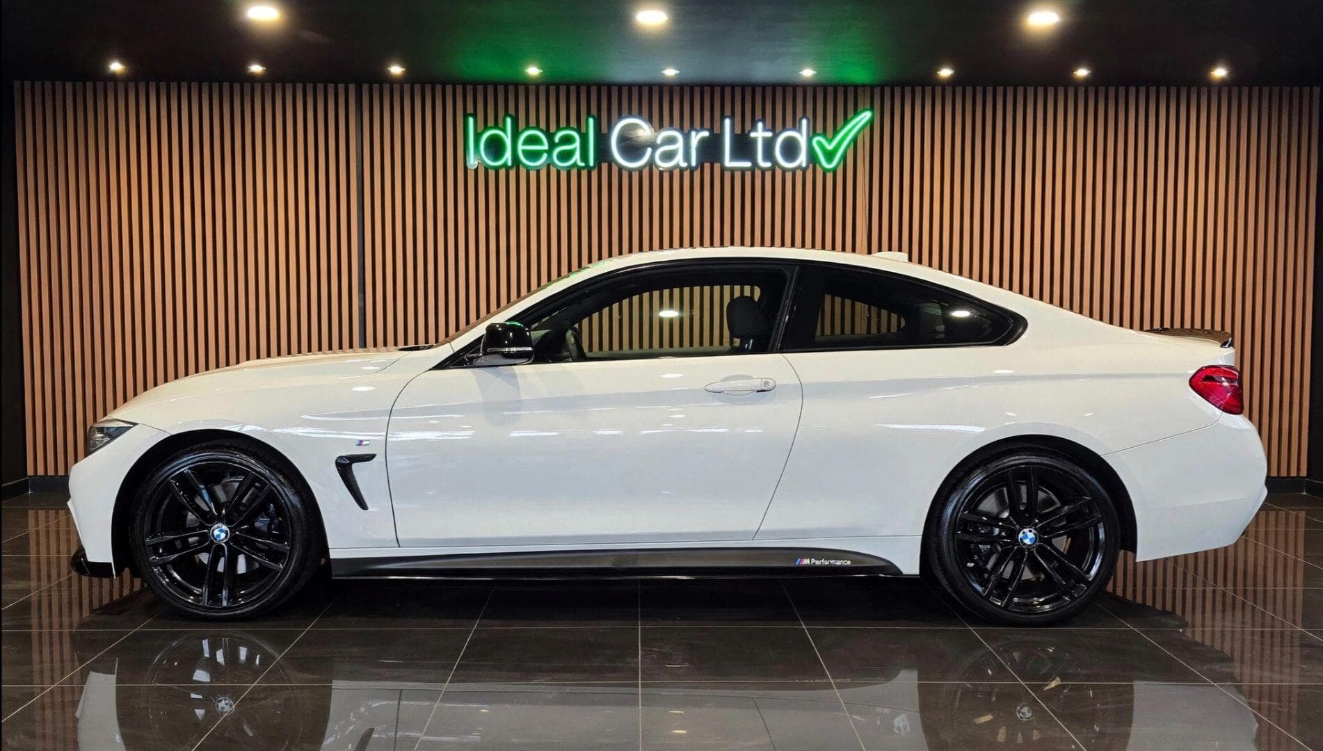 2017 BMW 4 Series - Image 4