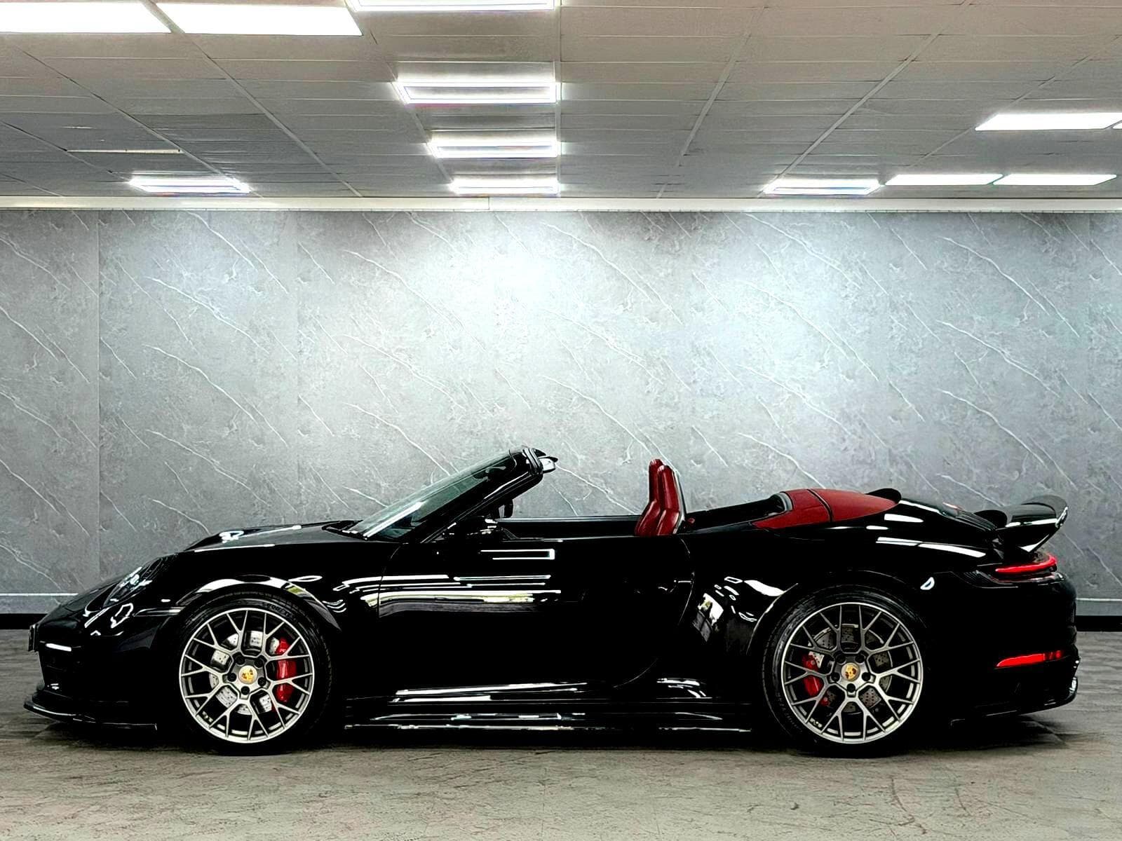 2020 Porsche 911 - Thumbnail 29