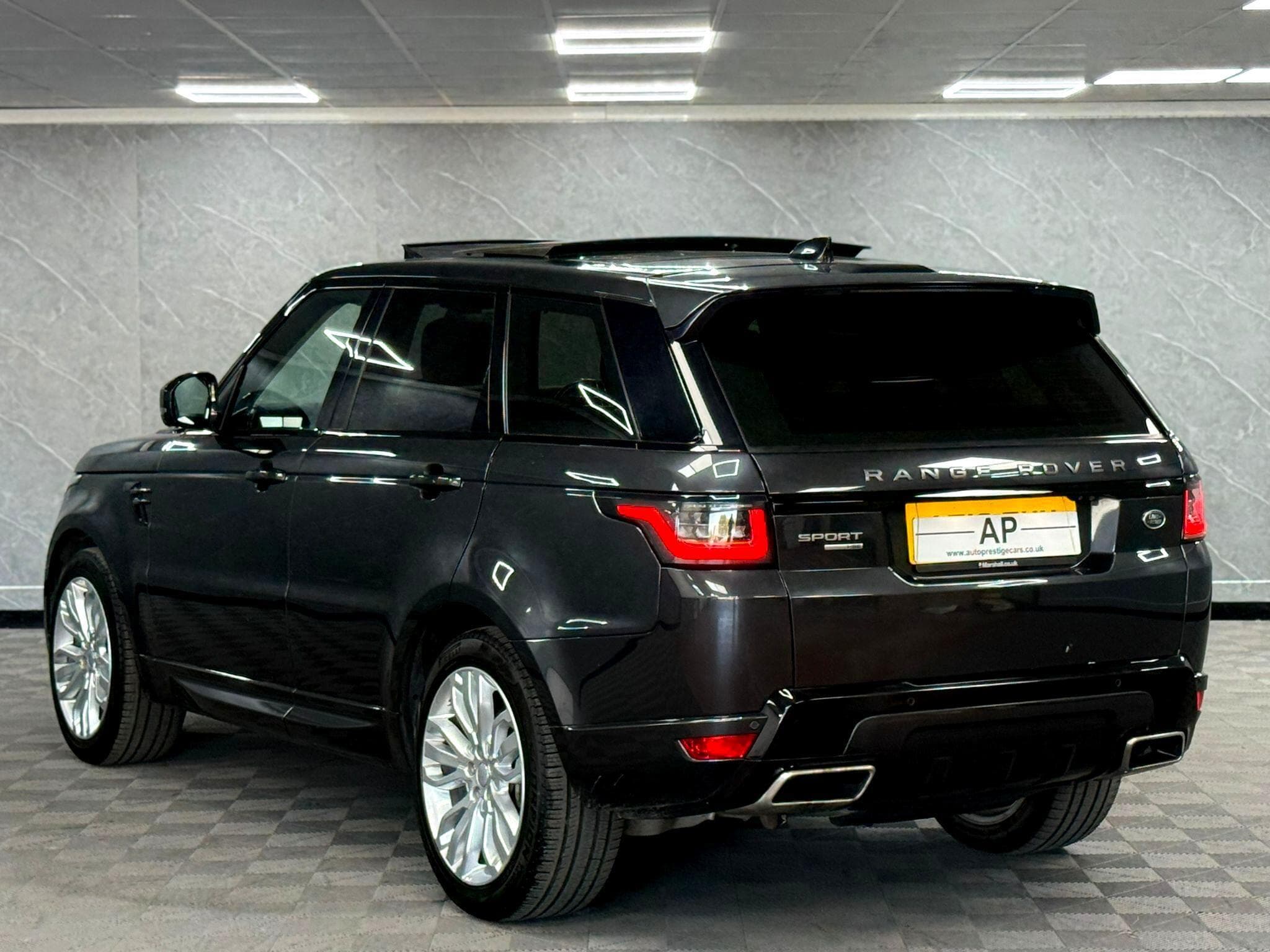 2018 Land Rover Range Rover Sport - Thumbnail 7