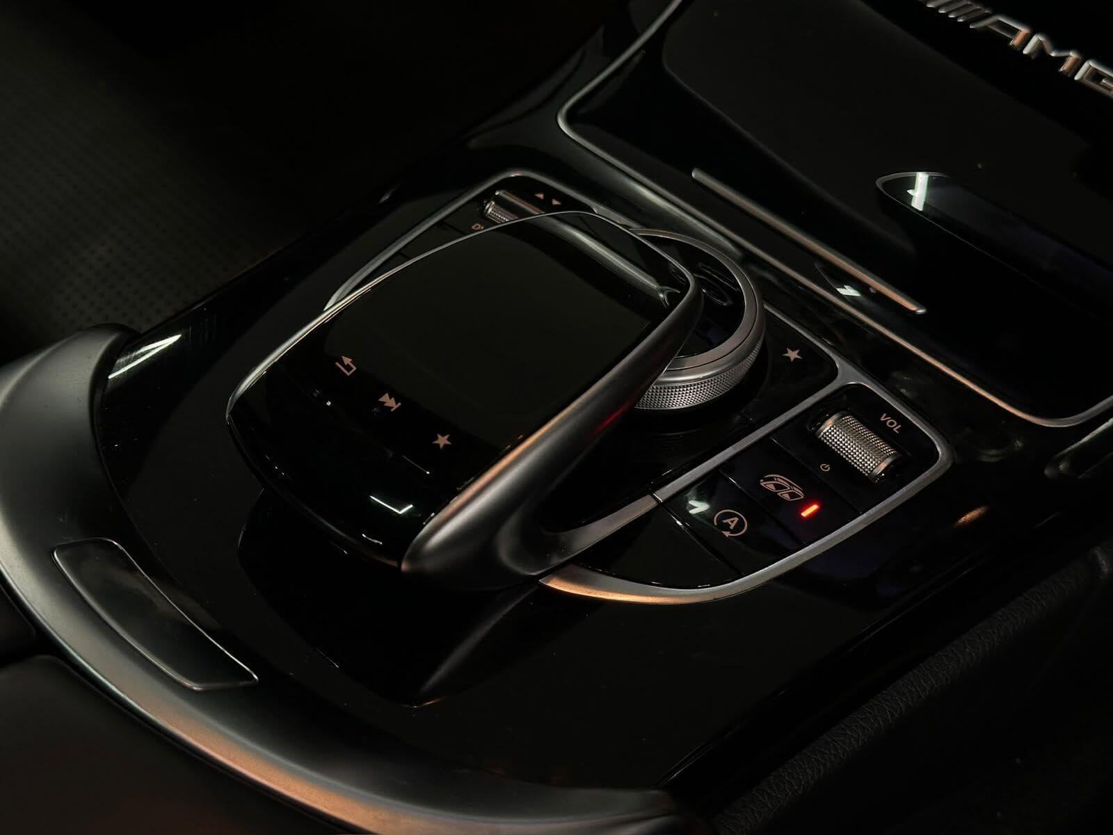 2016 Mercedes-Benz C Class - Thumbnail 52