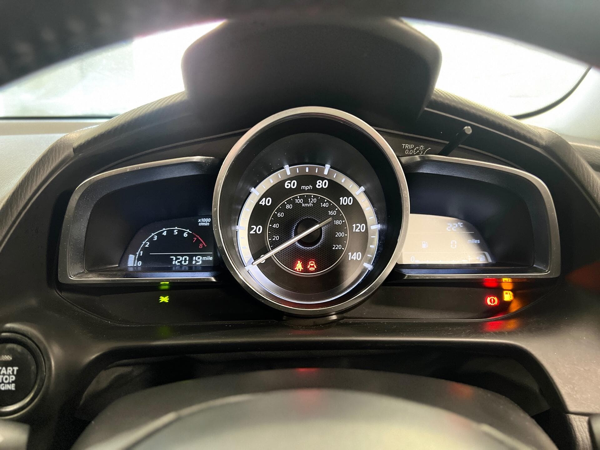 2016 Mazda Mazda2 - Thumbnail 29