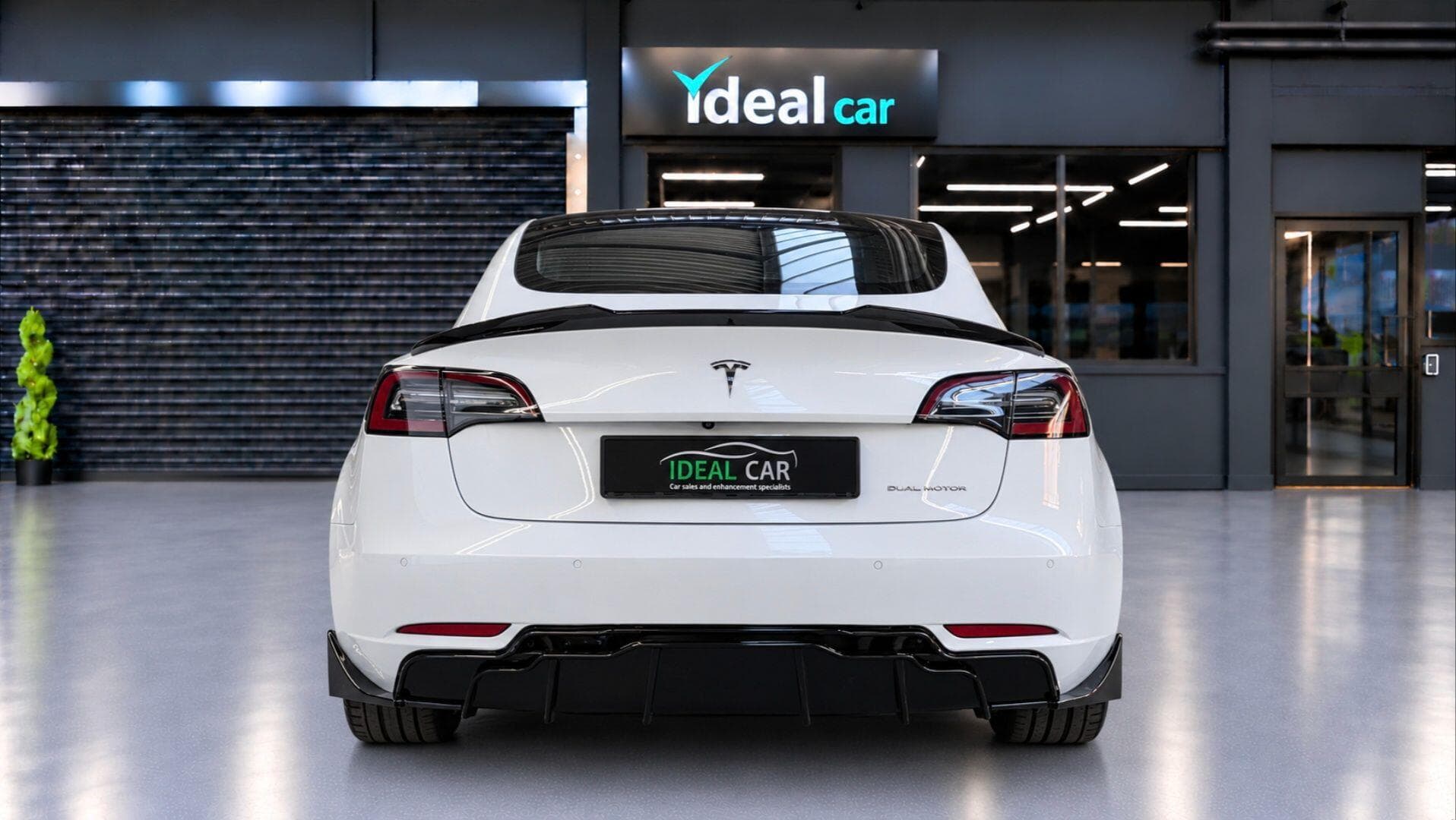 2021 Tesla Model 3 - Thumbnail 2