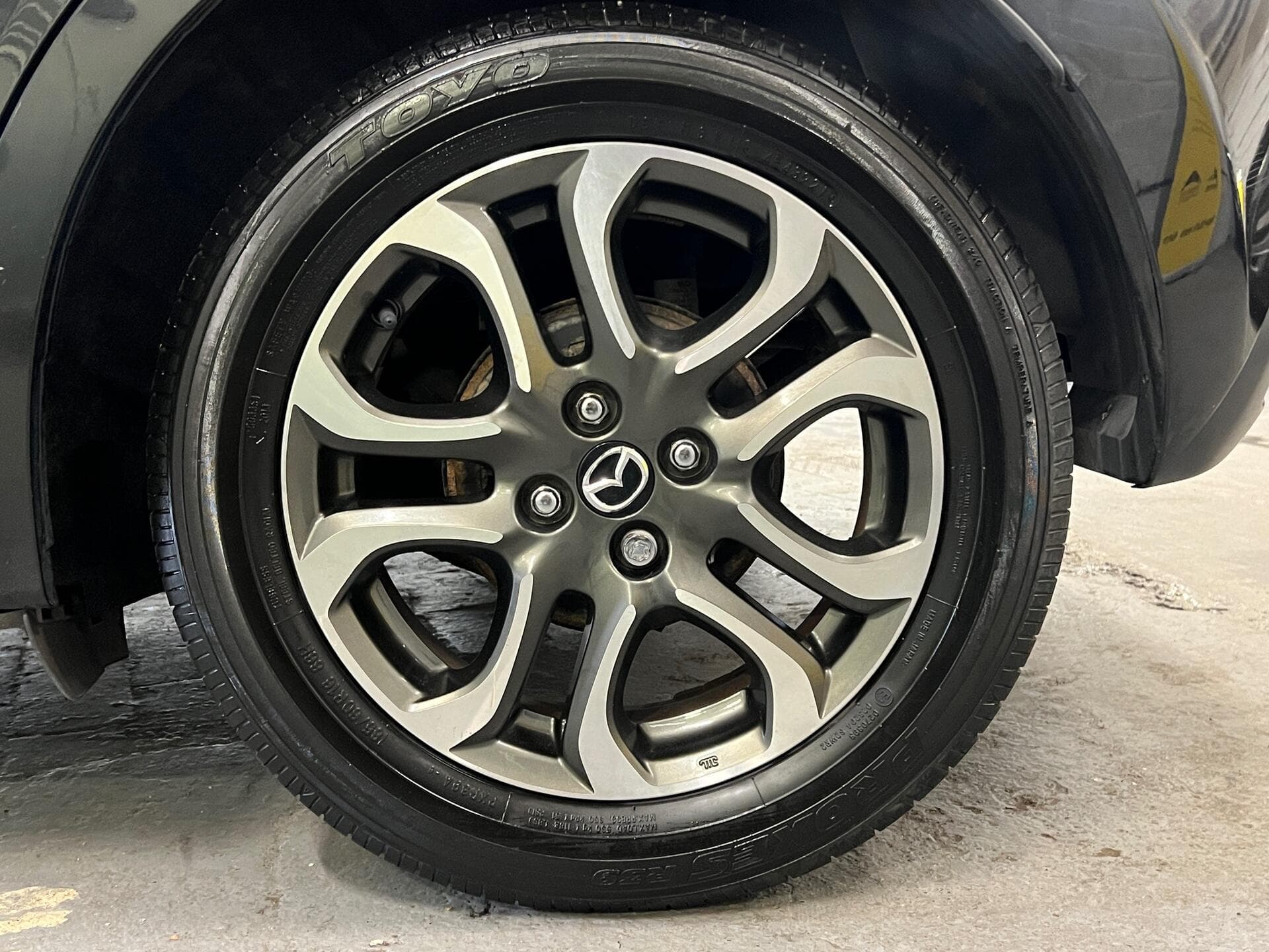 2016 Mazda Mazda2 - Thumbnail 19